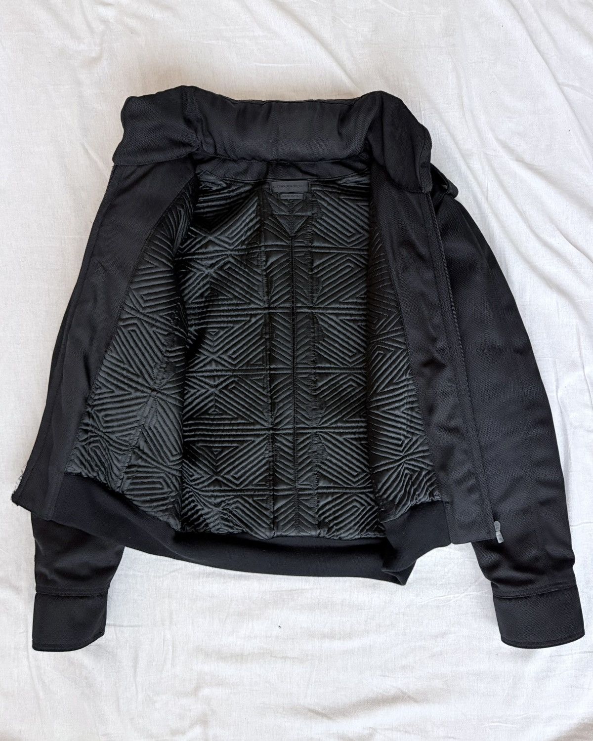 Alexander McQueen Alexander McQueen F/W 2007 Cropped Technical Jacket Size US S / EU 44-46 / 1 - 5 Thumbnail