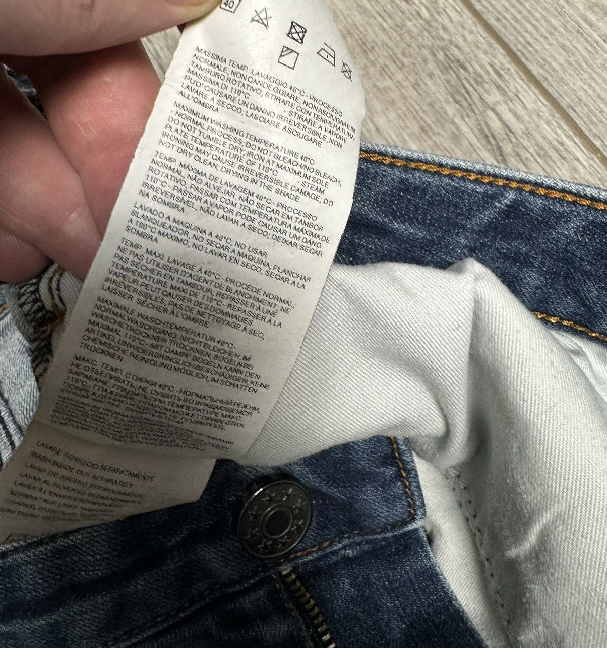 Armani Armani Jeans metal logo luxury Japanese style size 34 Size US 34 / EU 50 - 5 Thumbnail