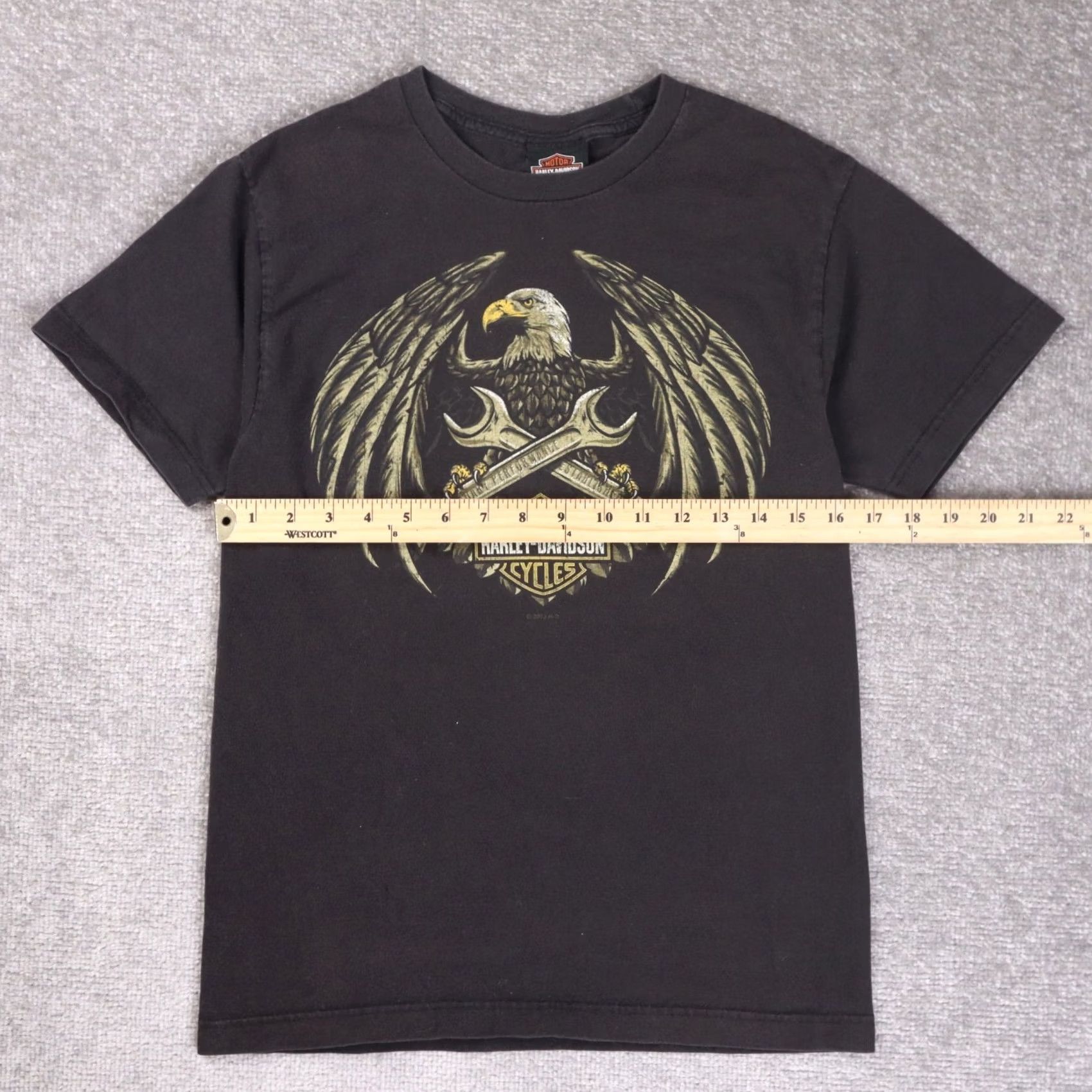 Harley Davidson VINTAGE Harley-Davidson Motorcycles Utica Eagle Black Small Short Sleeve T-Shirt Mens Size US S / EU 44-46 / 1 - 7 Thumbnail