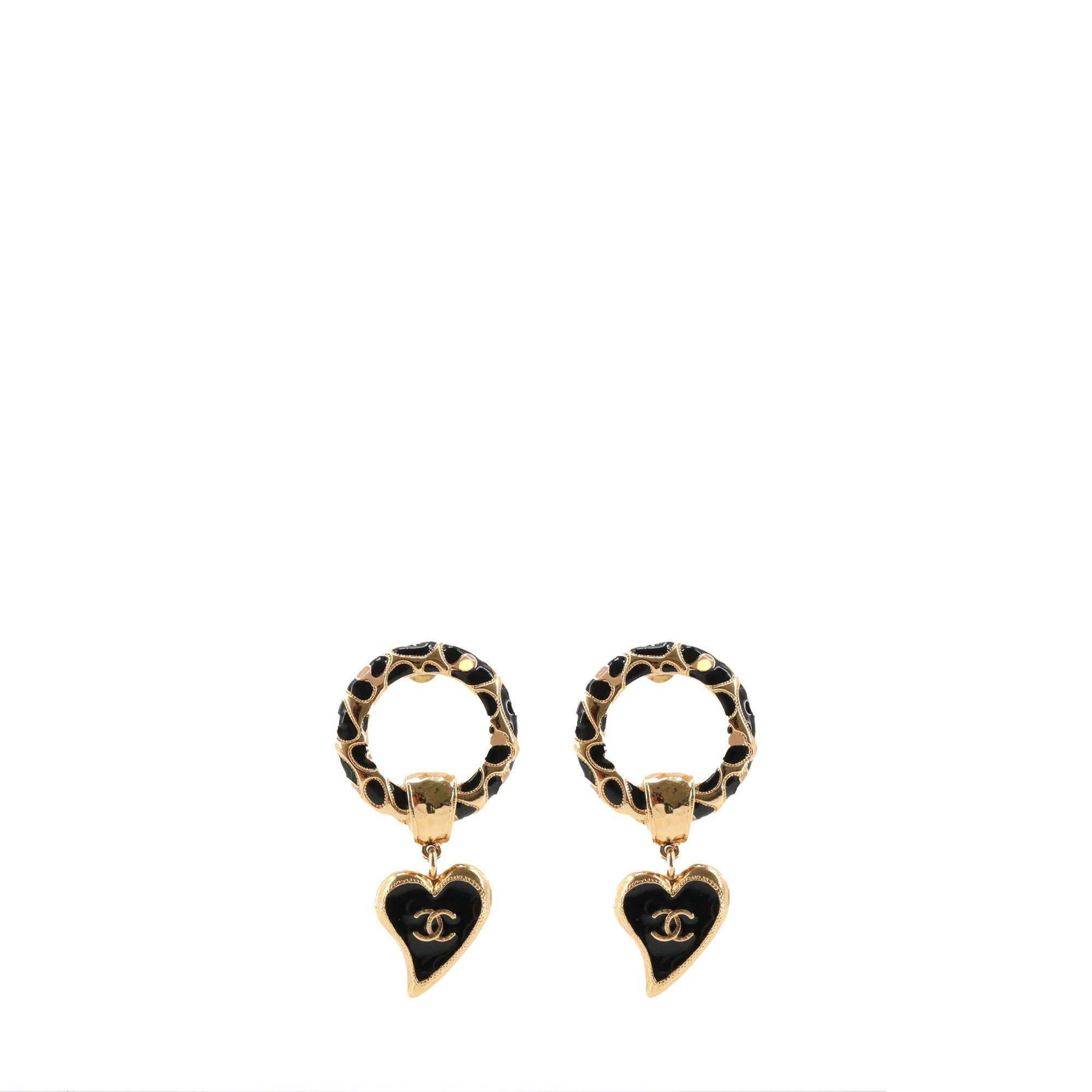 Chanel CHANEL - Chanel Heart Earrings in Gold Metal Size ONE SIZE - 1 Thumbnail