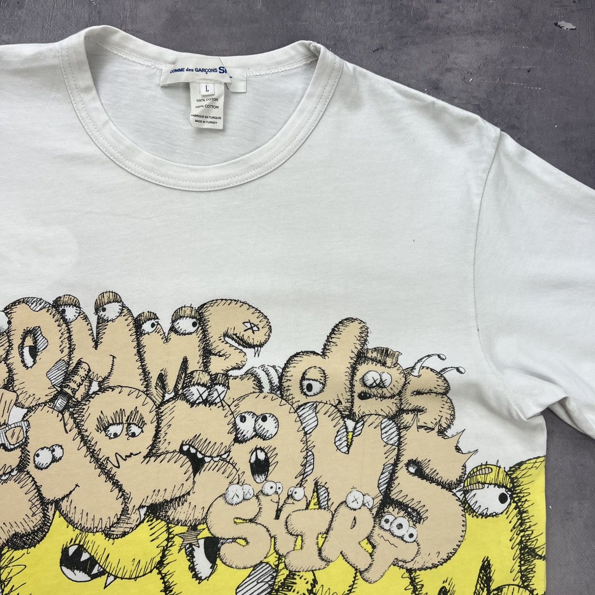 Comme des Garcons Rare! Comme Des Garcons x Kaws Overprint Tee Y2K Size US L / EU 52-54 / 3 - 5 Thumbnail