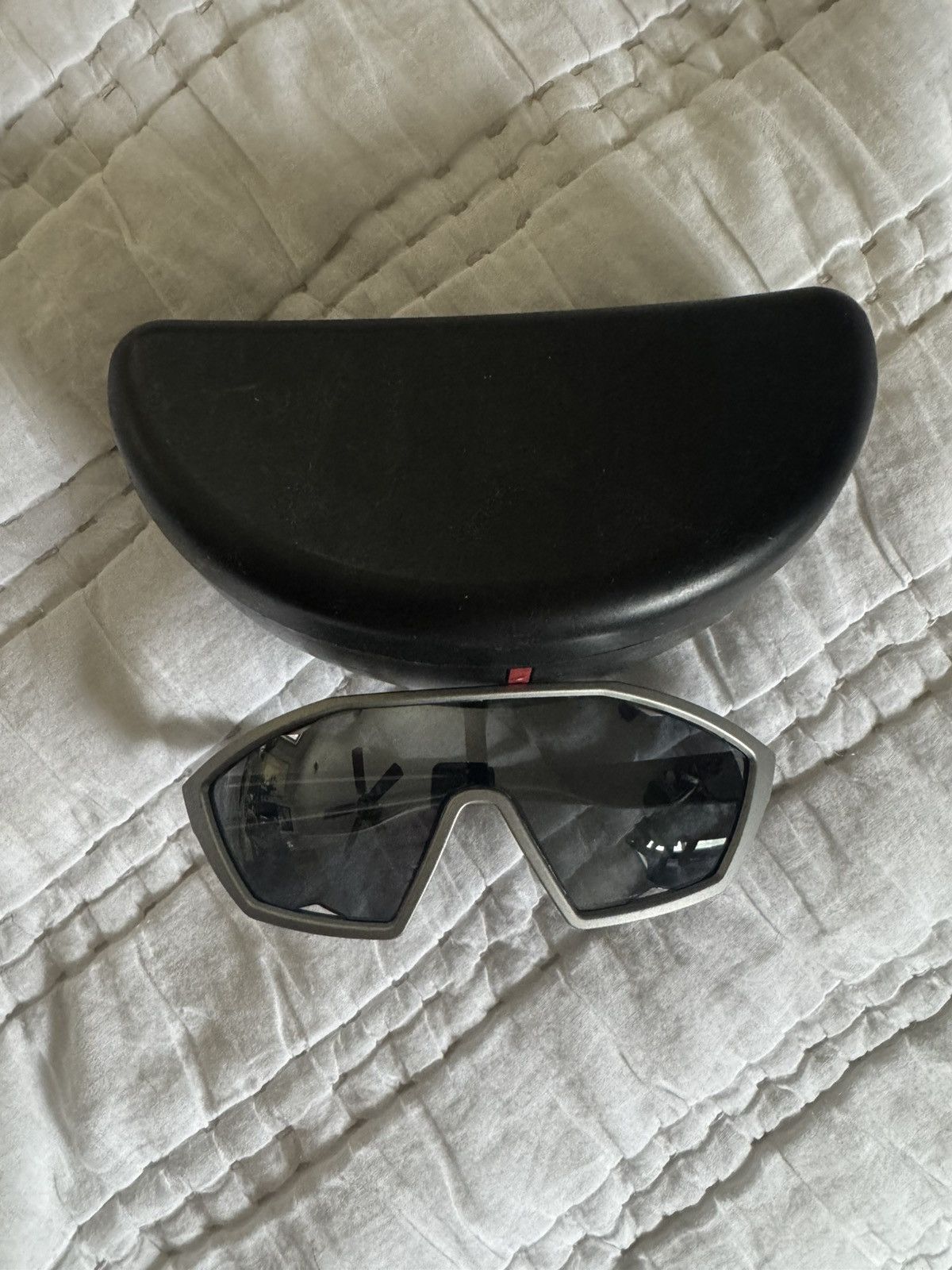 Prada Prada Sunglasses Size ONE SIZE - 2 Thumbnail