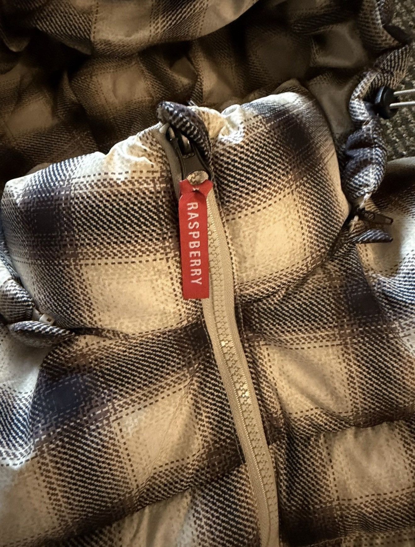 The GV Gallery GV gallery plaid puffer size xs. Brand New! Size US XS / EU 42 / 0 - 3 Thumbnail