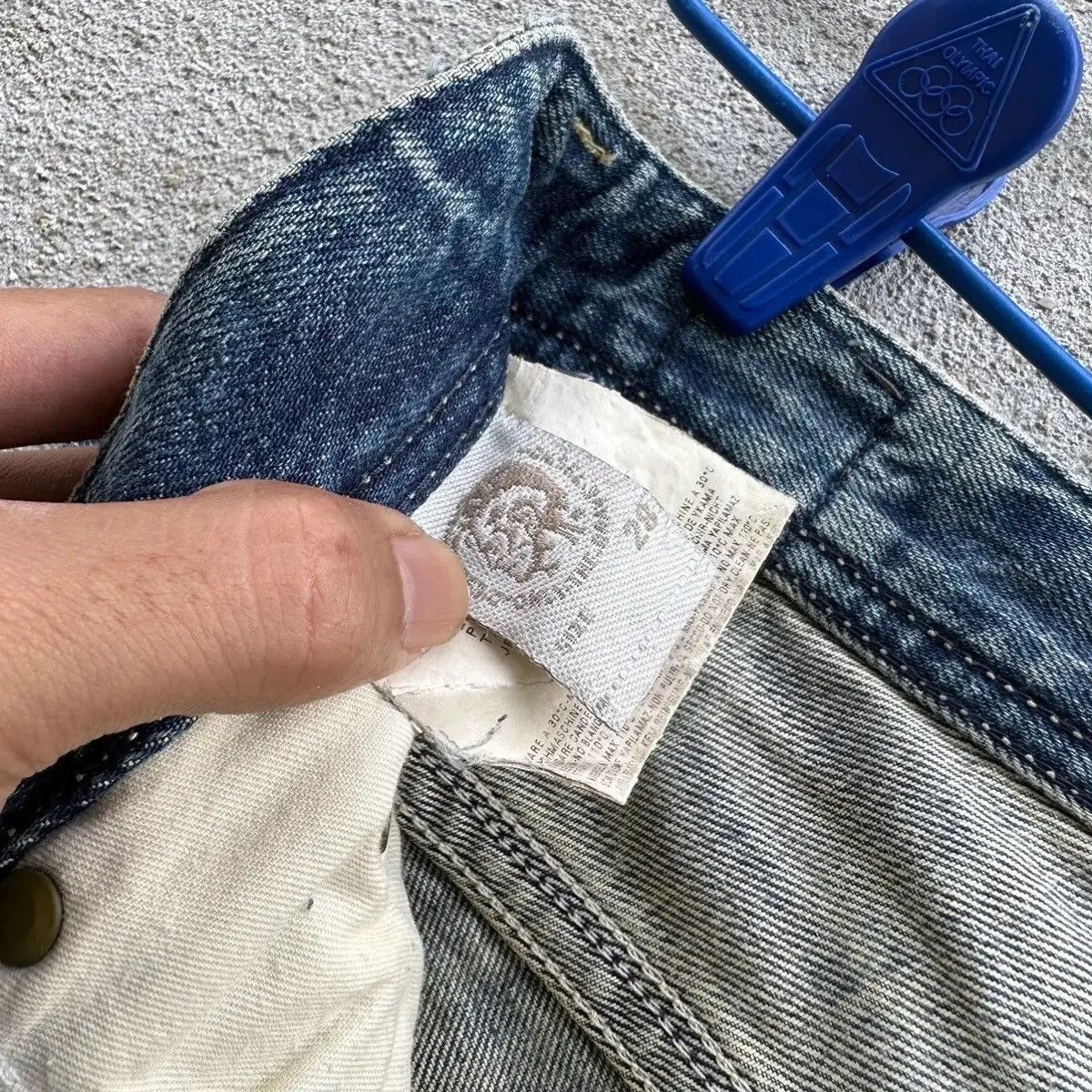 Vintage ‼️ THRASED 🔥 DIESEL THANAZ JEANS VINTAGE DENIM RIPPED PANTS Size US 30 / EU 46 - 11 Thumbnail