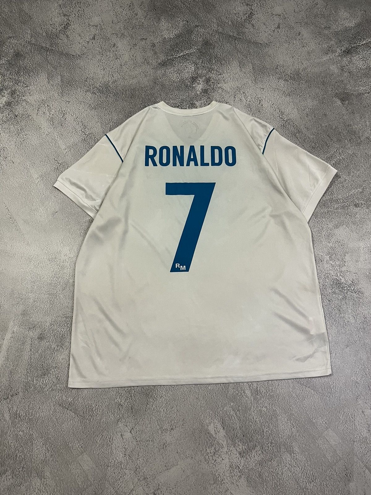 Vintage Vintage Y2k Real Madrid Ronaldo 7 Soccer Jersey Size US XXL / EU 58 / 5 - 10 Thumbnail