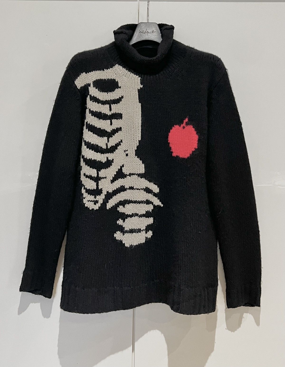 トップス YOHJI SKULL CREW SWEATER トップス YOHJI SKULL CREW SWEATER Yohji Yamamoto Skull