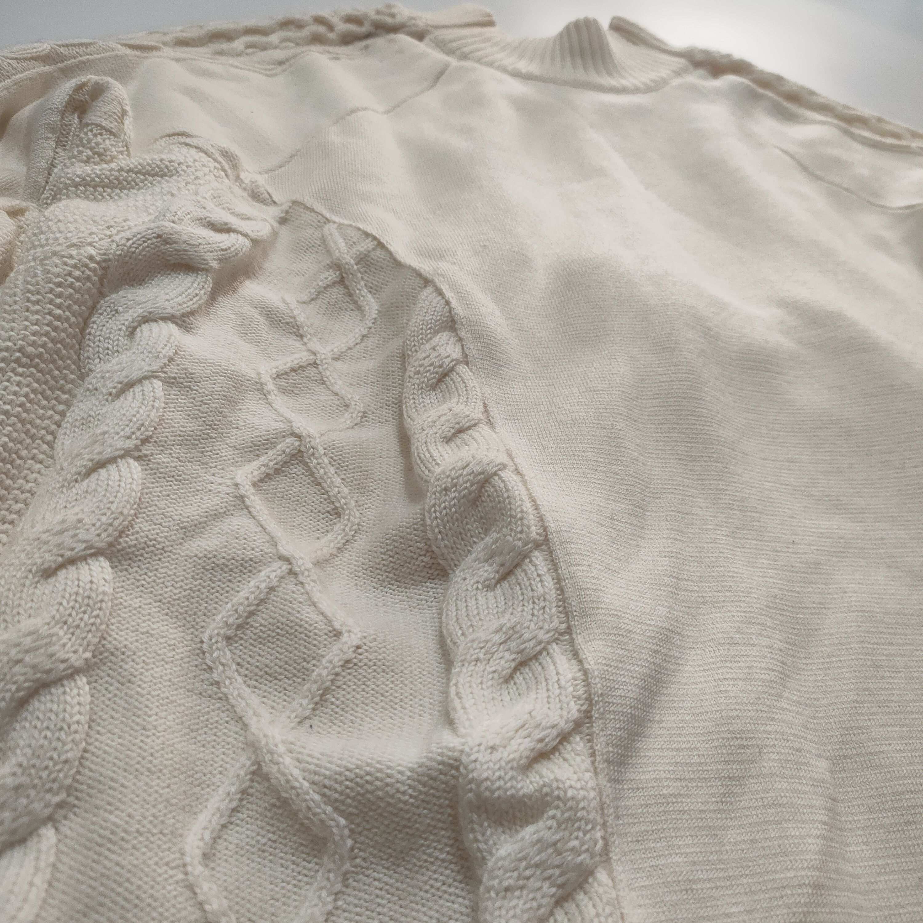 Y/Project NEW Y/PROJECT Oversized Wool Blend Sweater in Cream Size US M / EU 48-50 / 2 - 11 Thumbnail
