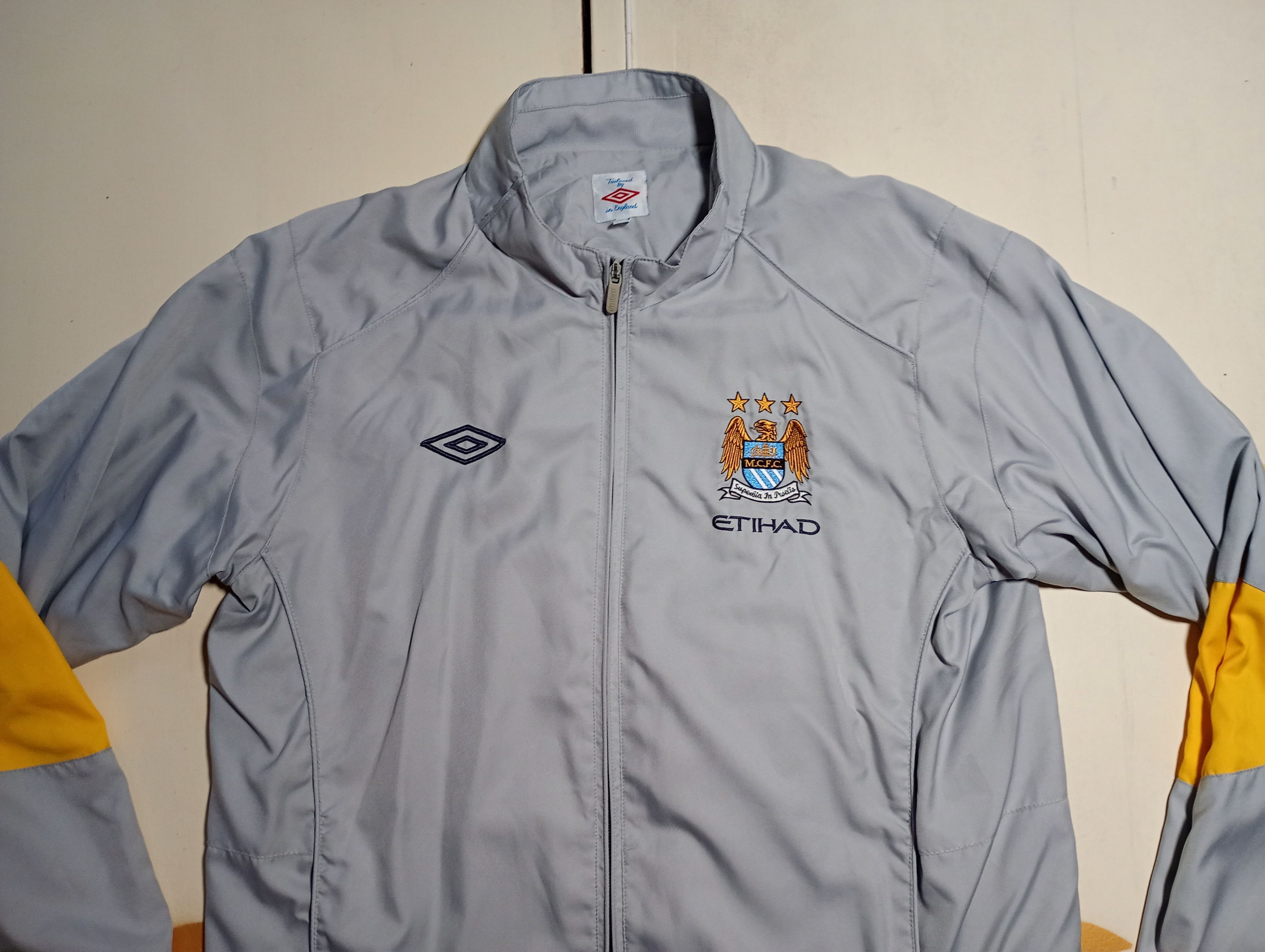 Umbro Umbro Manchester City TrackTop Jacket 2010-2011 Size US L / EU 52-54 / 3 - 5 Thumbnail