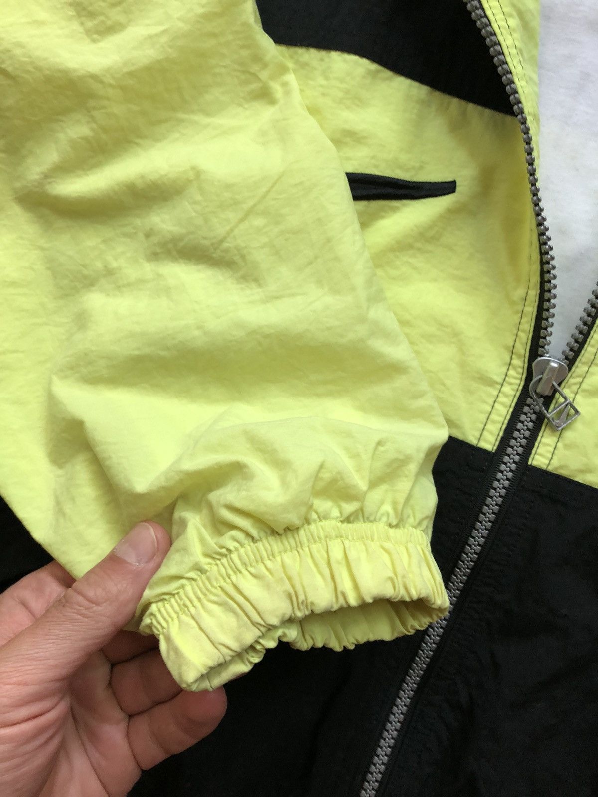 Nike Nike X Borussia Dortmund 90’s bomber jacket Size S / US 4 / IT 40 - 9 Thumbnail