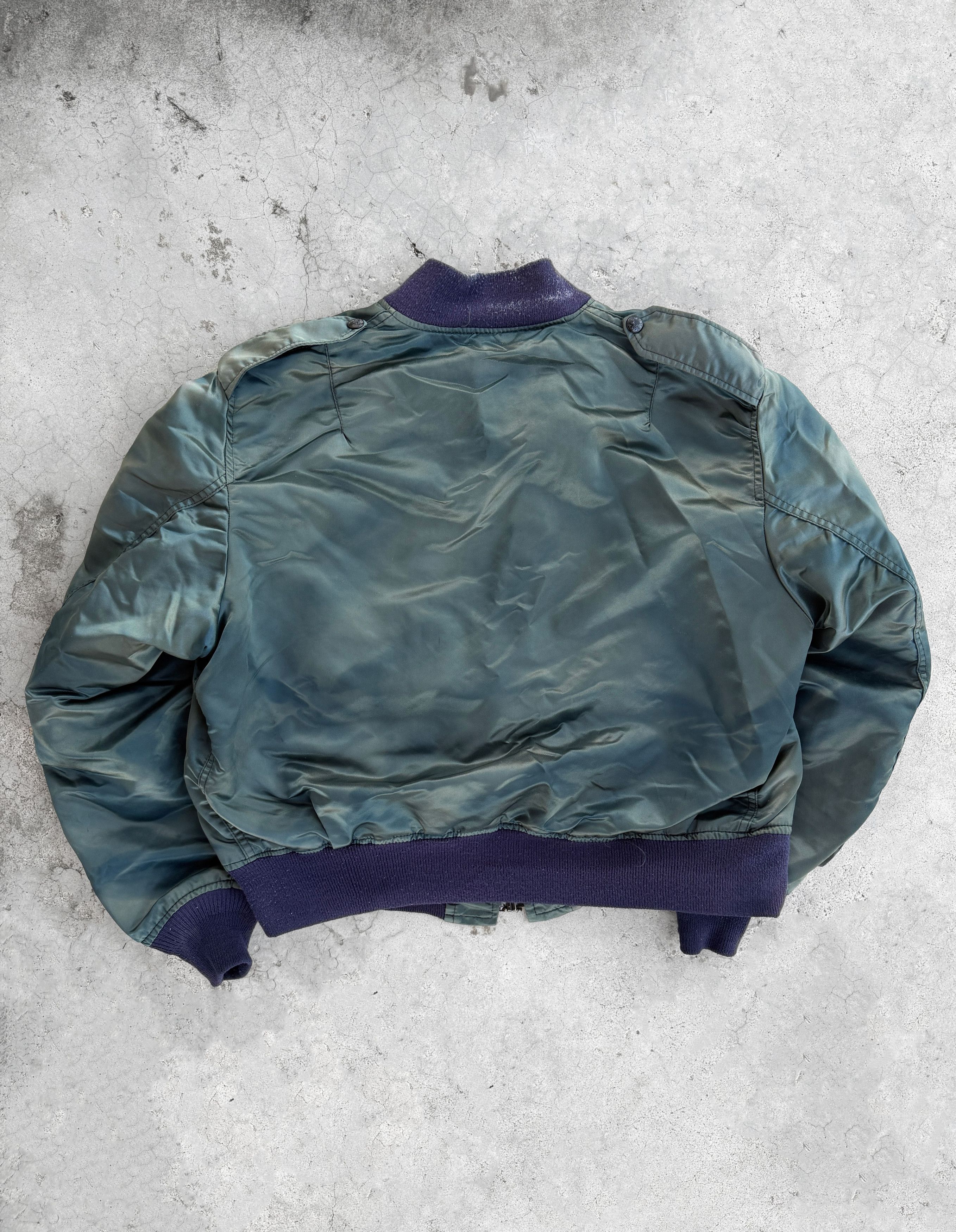 Alpha Industries Faded Vintage MA-1 Bomber Jacket Size US M / EU 48-50 / 2 - 12 Thumbnail