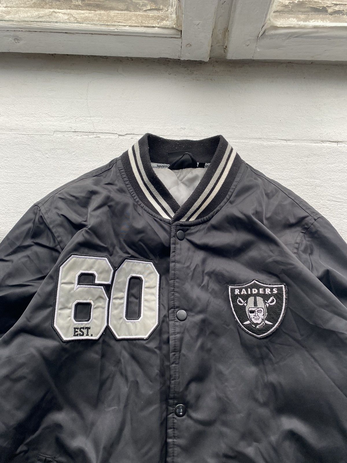 NFL 00s Oakland Raiders Team NFL Black Bomber Jacket Mens Large Size US L / EU 52-54 / 3 - 5 Thumbnail