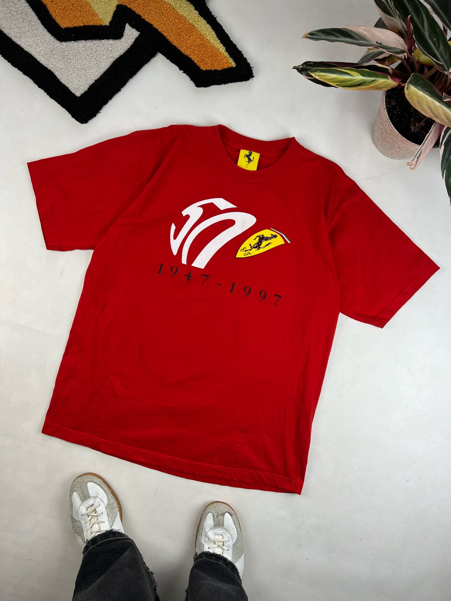 Ferrari Vintage Ferrari Racing F1 T-Shirt 1996 Big Logo Red Men Sz L Size US XL / EU 56 / 4 - 5 Thumbnail
