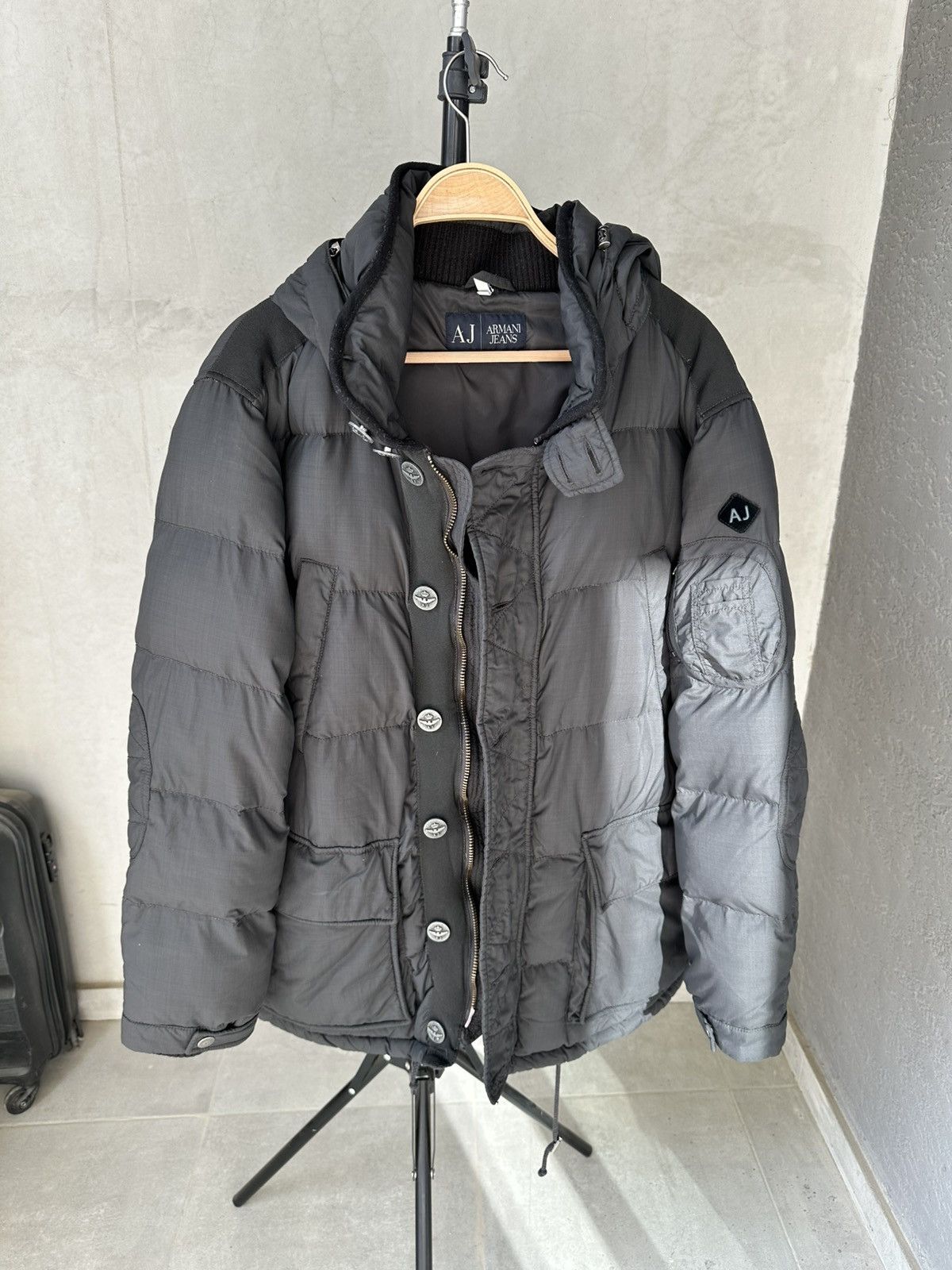 Armani Armani Puffer Jacket Size US XL / EU 56 / 4 - 5 Thumbnail