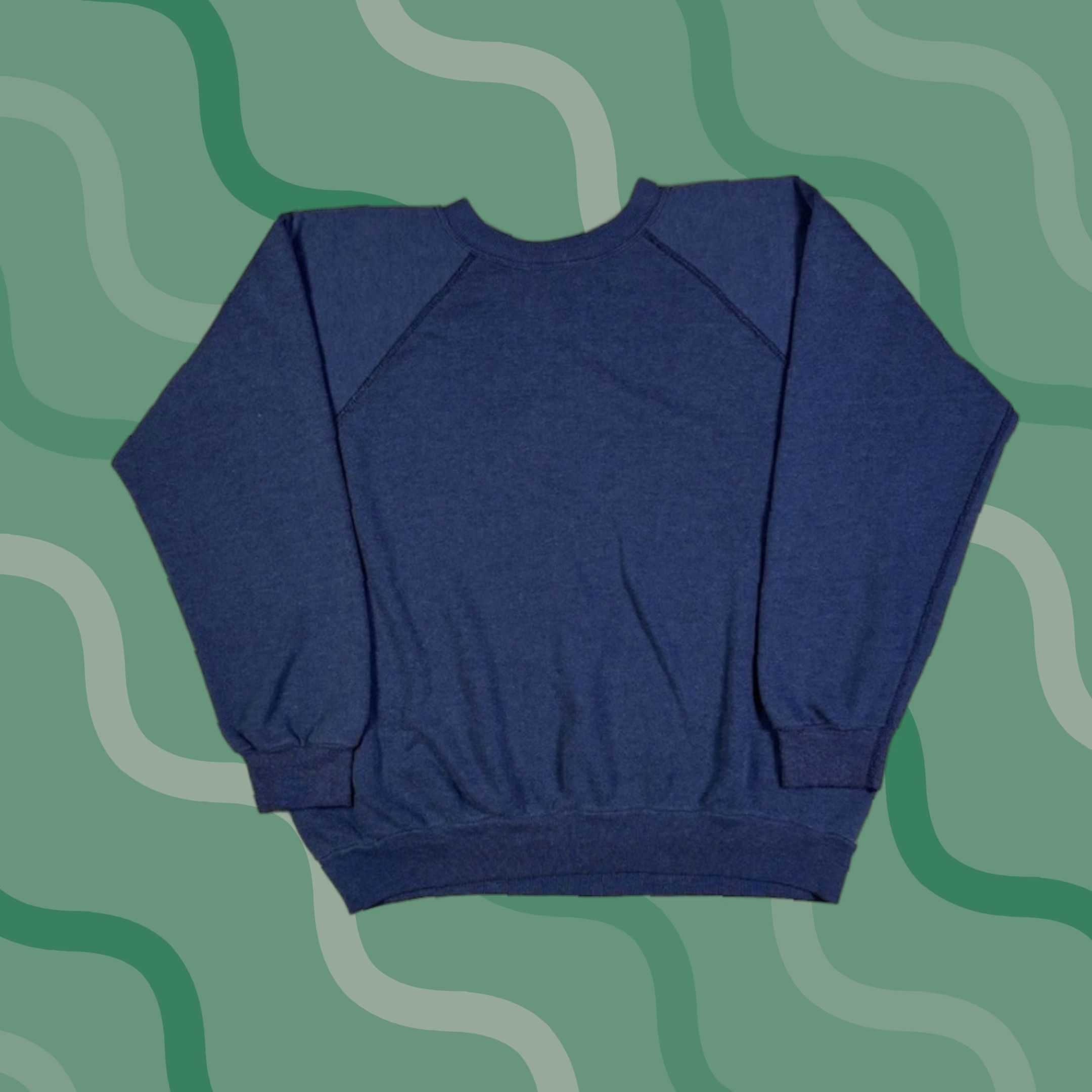 Penn VINTAGE Penn State Blue Raglin Pullover Sweatshirt Crewneck M Navy Blue University 80s 90s Graphic Print Mens Size US M / EU 48-50 / 2 - 1 Thumbnail