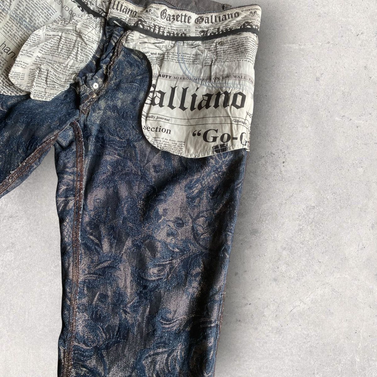 John Galliano SS06 Wax Floral Jacquard Pants Size US 32 / EU 48 - 7 Thumbnail