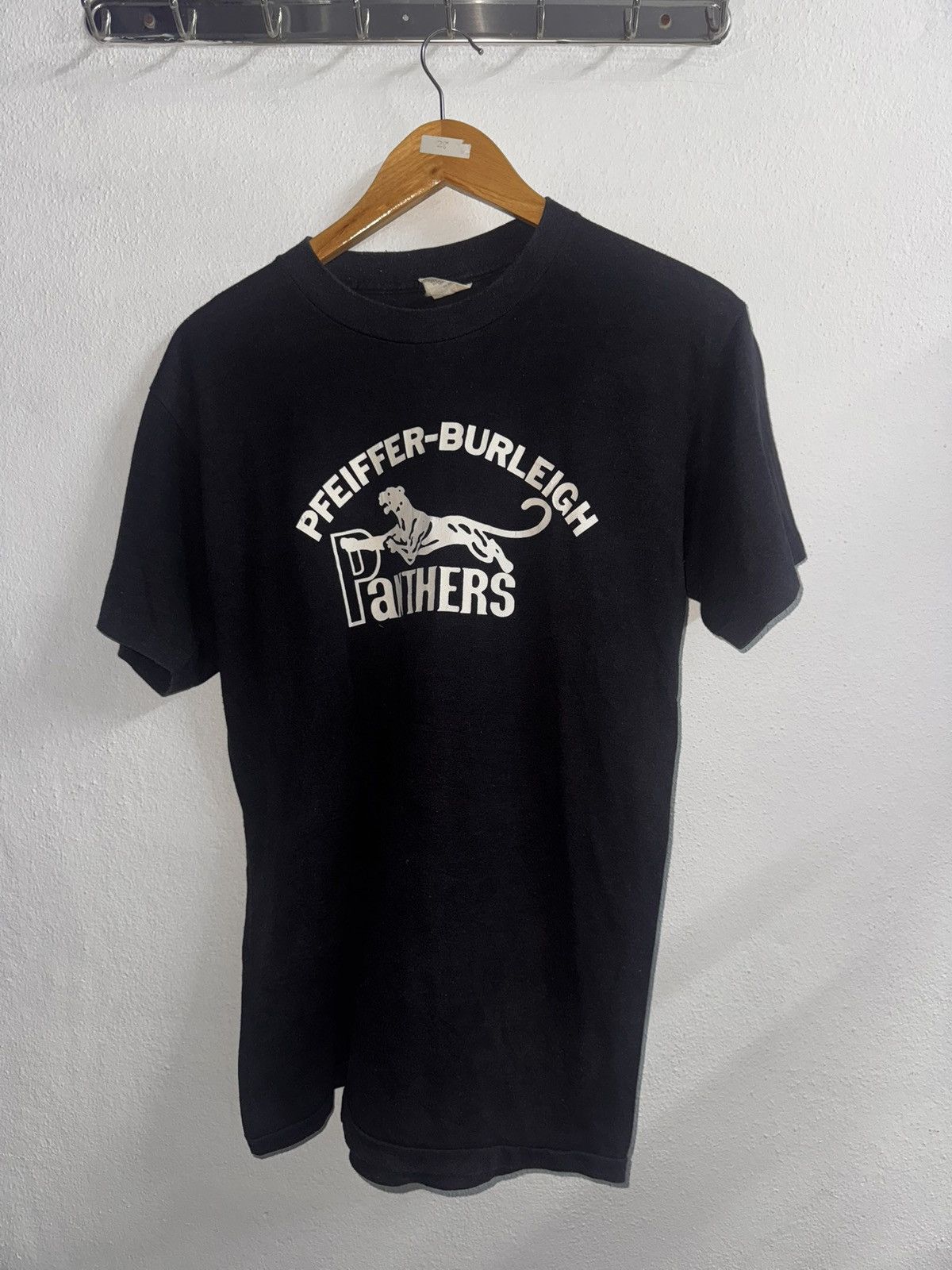 Other vintage 80s Pfeiffer Burleigh Panther tee Size US S / EU 44-46 / 1 - 1 Thumbnail