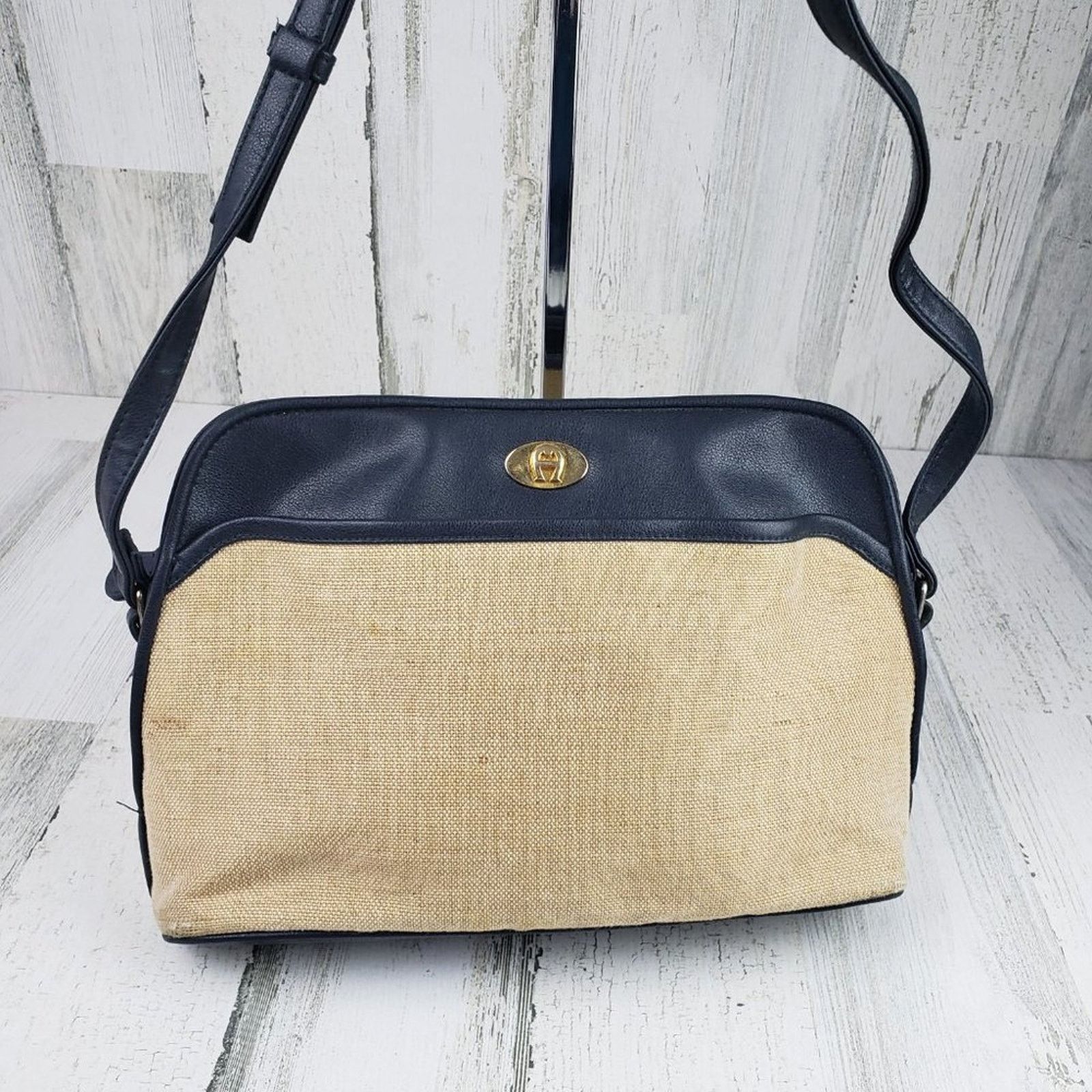 Etienne Aigner Etienne Aigner Canvas Navy Blue Faux Leather Shoulder Purse Size ONE SIZE - 2 Thumbnail