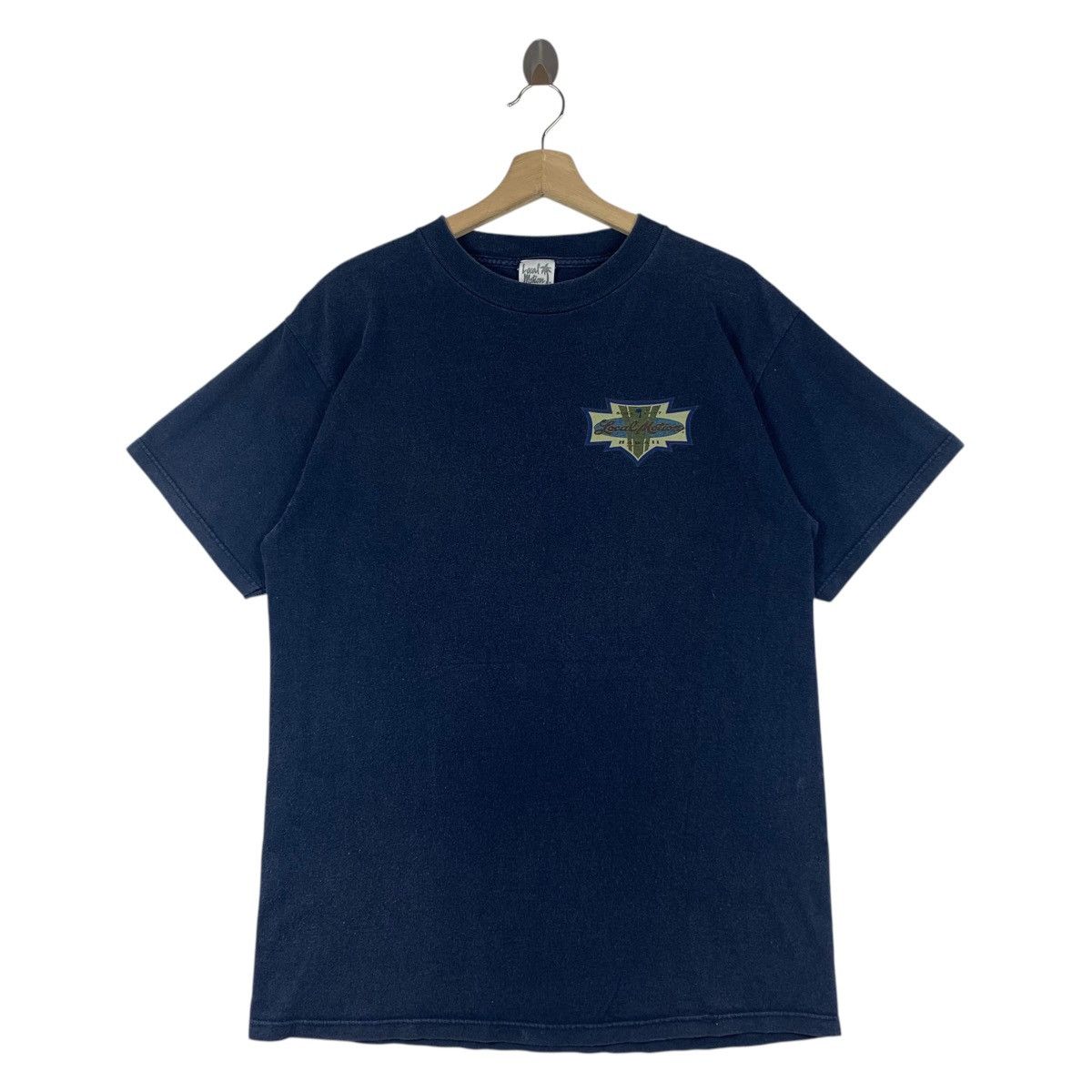 Vintage Vintage 90s LOCAL MOTION big logo Surfing tee Size US L / EU 52-54 / 3 - 2 Thumbnail