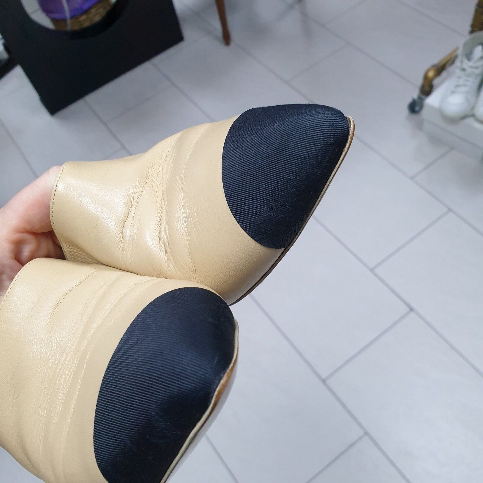 Chanel Chanel 2020 Interlocking CC Logo Mules Sz.40 Size US 9 / IT 39 - 4 Thumbnail