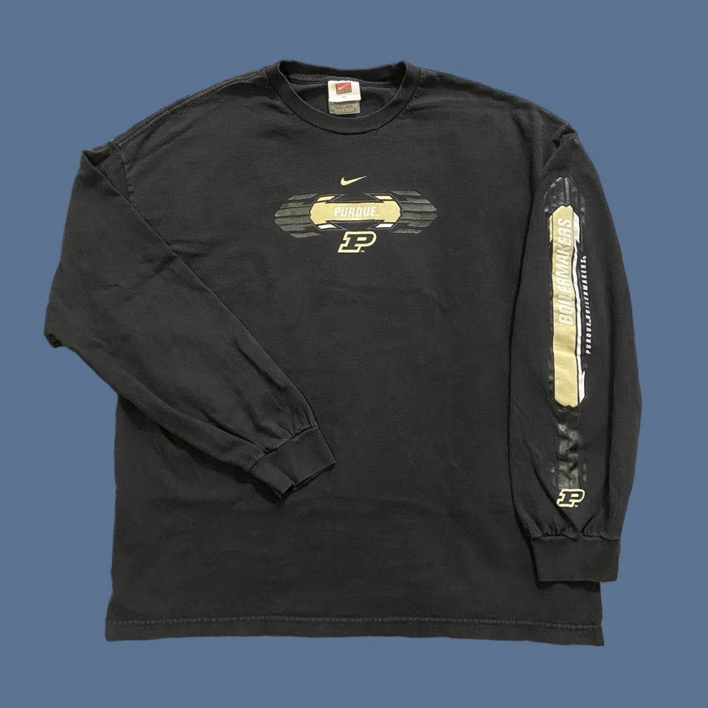 Nike VINTAGE Nike Purdue Boilermakers Long Sleeve T-Shirt Center Swoosh Black Mens XL 90s Sports University Graphic Print Cotton Crew Neck Size US XL / EU 56 / 4 - 1 Thumbnail