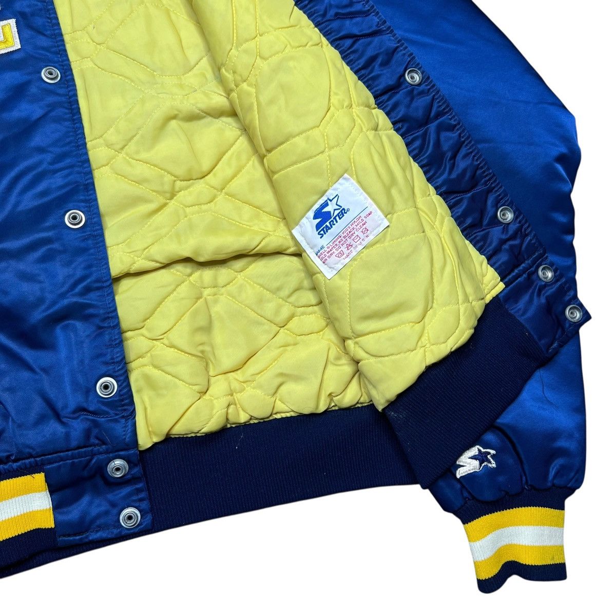 Starter Notre Dame Fighting Irish Starter Spell Out Satin Jacket Size US L / EU 52-54 / 3 - 4 Thumbnail