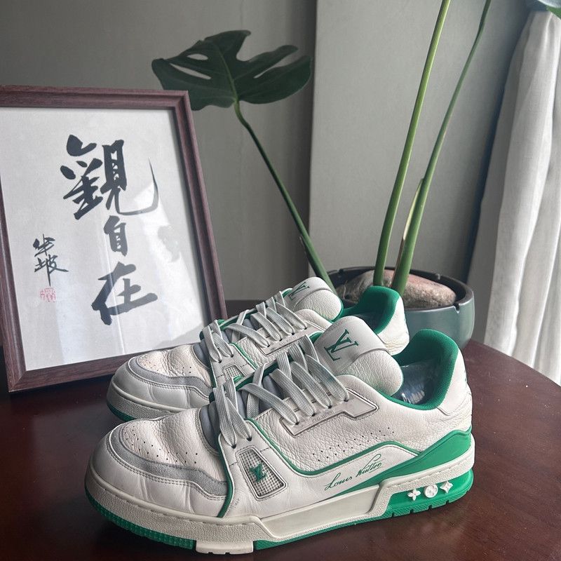Louis Vuitton Green Leather Low-Top Trainers 0079