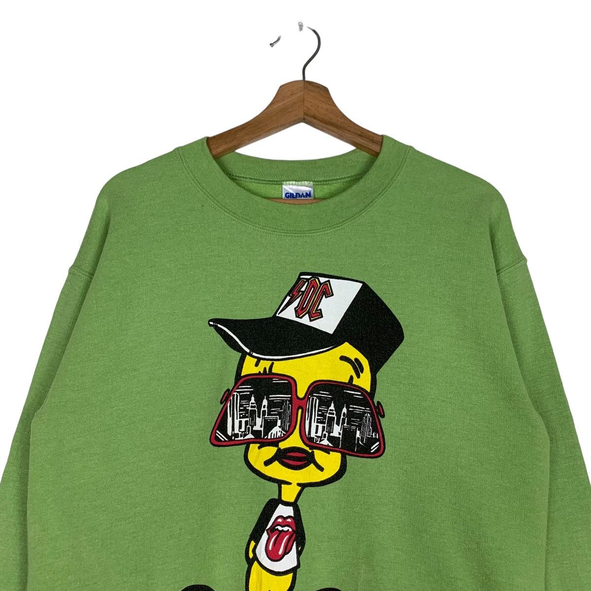 Gildan Tweety With ACDC Cap Rolling Stone Tees Sweatshirt #0737-C34 Size US S / EU 44-46 / 1 - 2 Thumbnail