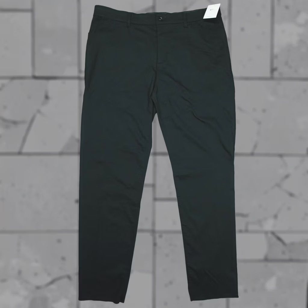 Nike Nike Dri Fit Standard Straight Golf Chino Pants Men Black 42 Unhemmed Western USA Logo City College Preppy Sports Wedding Shirt? Size US 42 / EU 58 - 1 Thumbnail