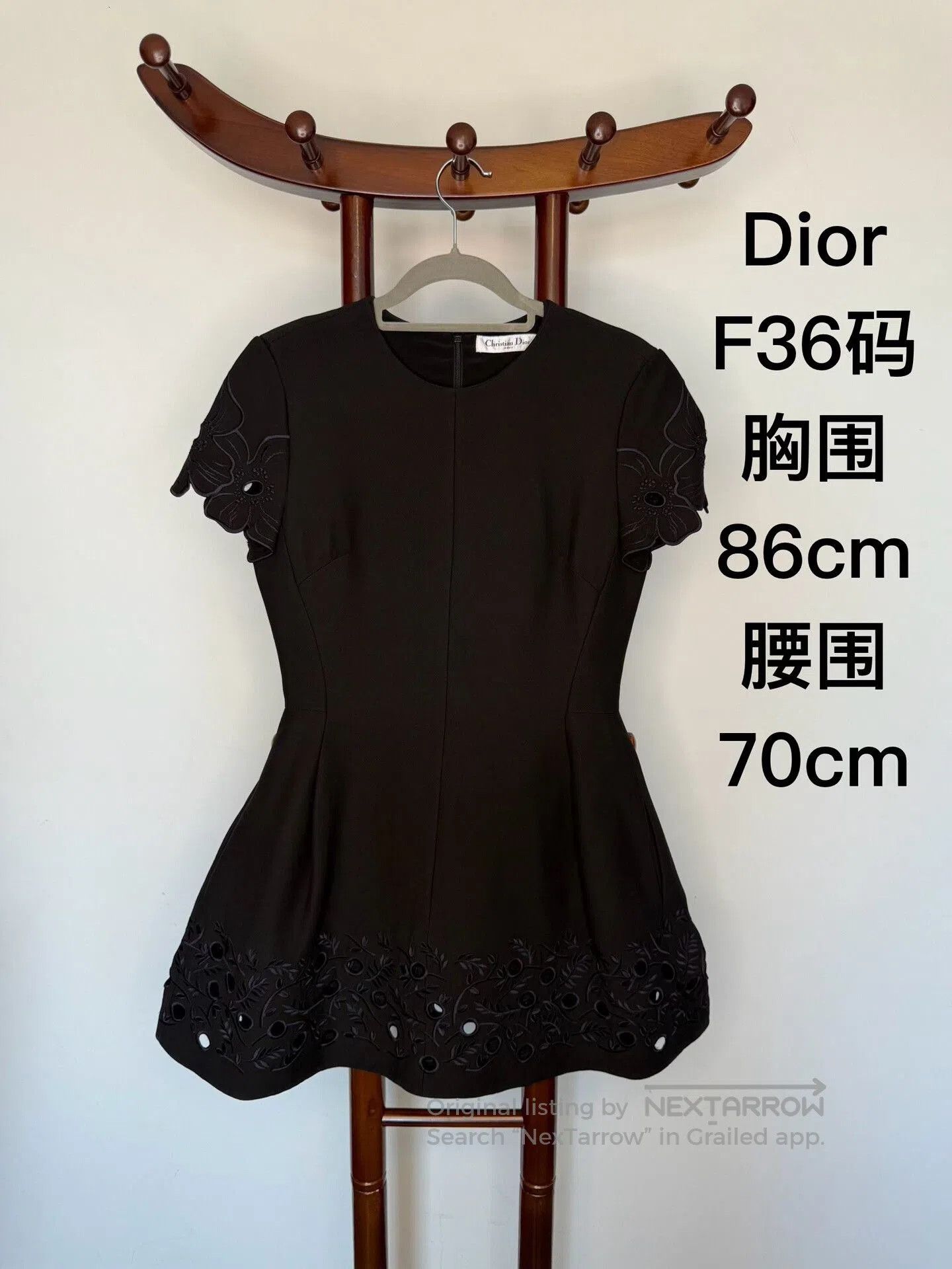 Dior dior black dress with intricate embroidery. Size US 27 - 3 Thumbnail