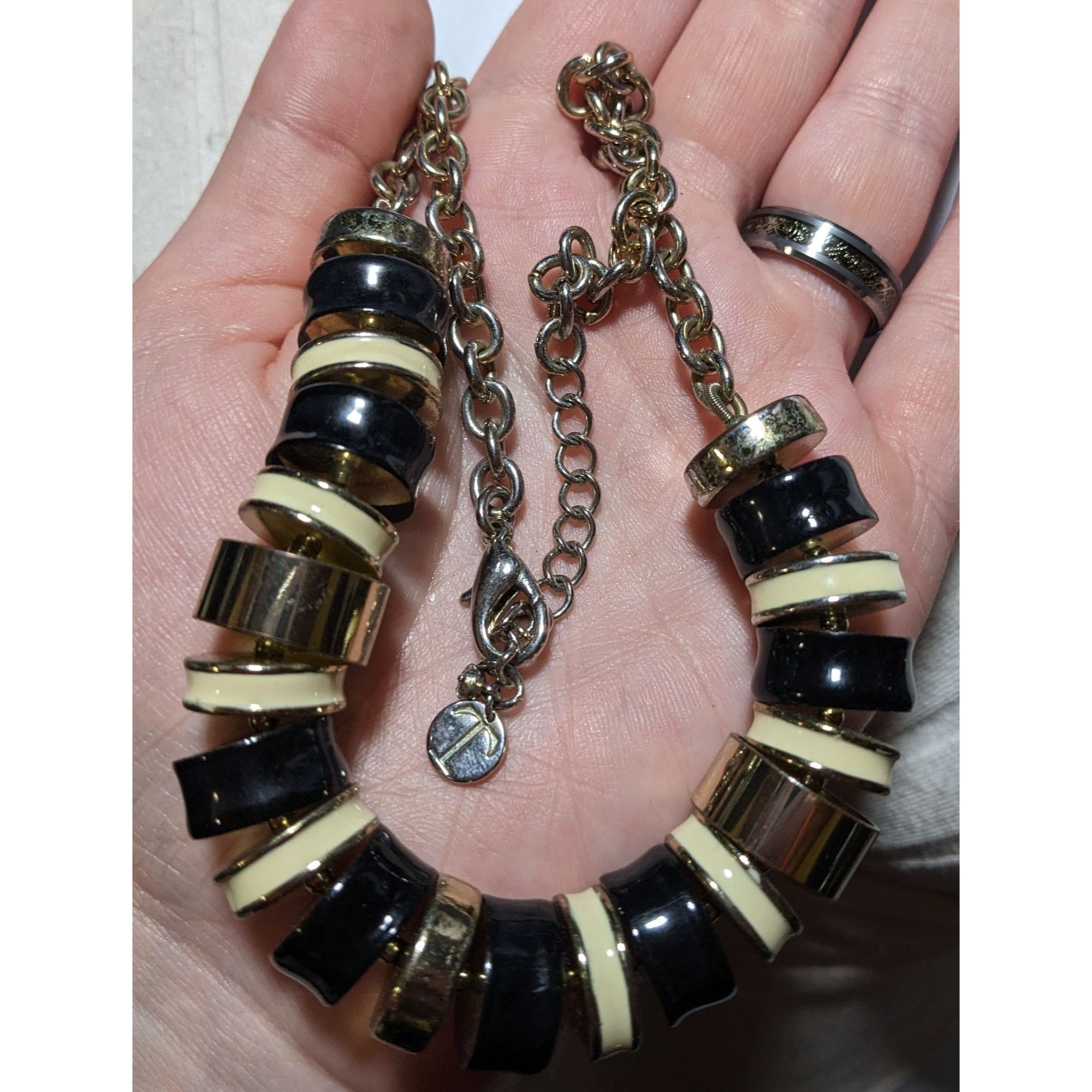 Talbots Talbots Round Metal And Enamel Link Necklace Size ONE SIZE - 4 Thumbnail