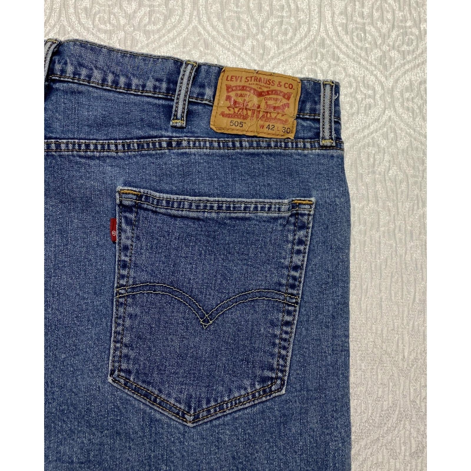 Levi's Levi's 505 Regular Fit Jeans Men 42x30 Blue Denim Straight Leg Zip Fly Stretch Jeans Size US 42 / EU 58 - 3 Thumbnail