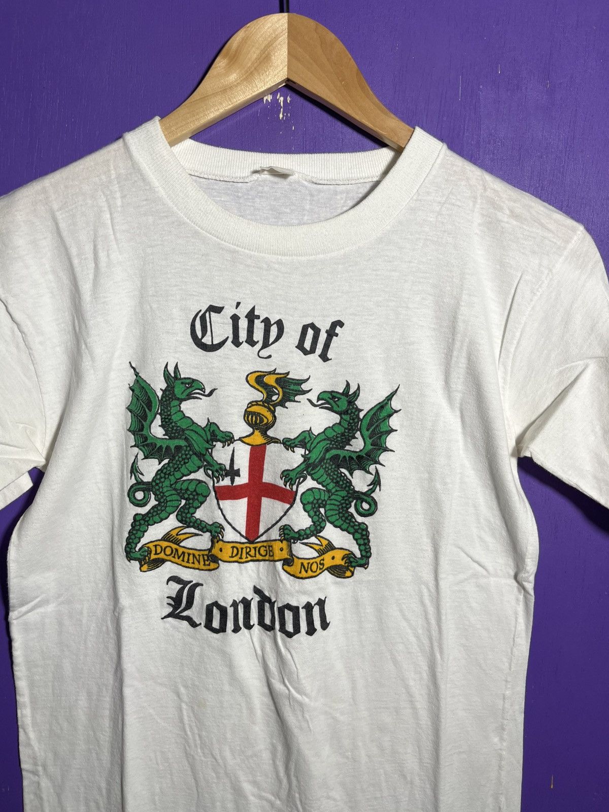 Vintage Vintage 80s City of London flag crest t-shirt Size US M / EU 48-50 / 2 - 3 Thumbnail