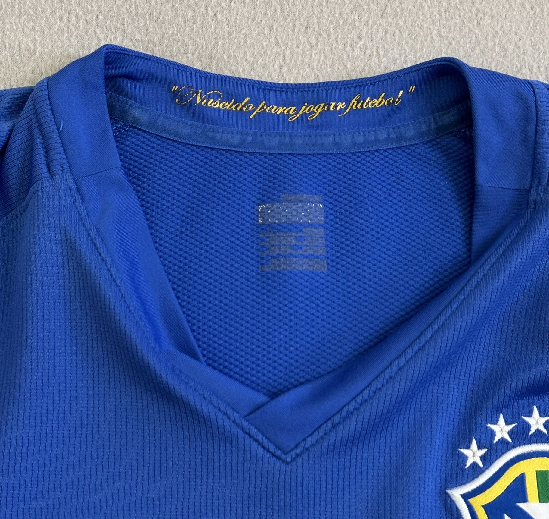 Nike Brazil 2008 Away Nike Football Jersey Large Size US L / EU 52-54 / 3 - 20 Thumbnail