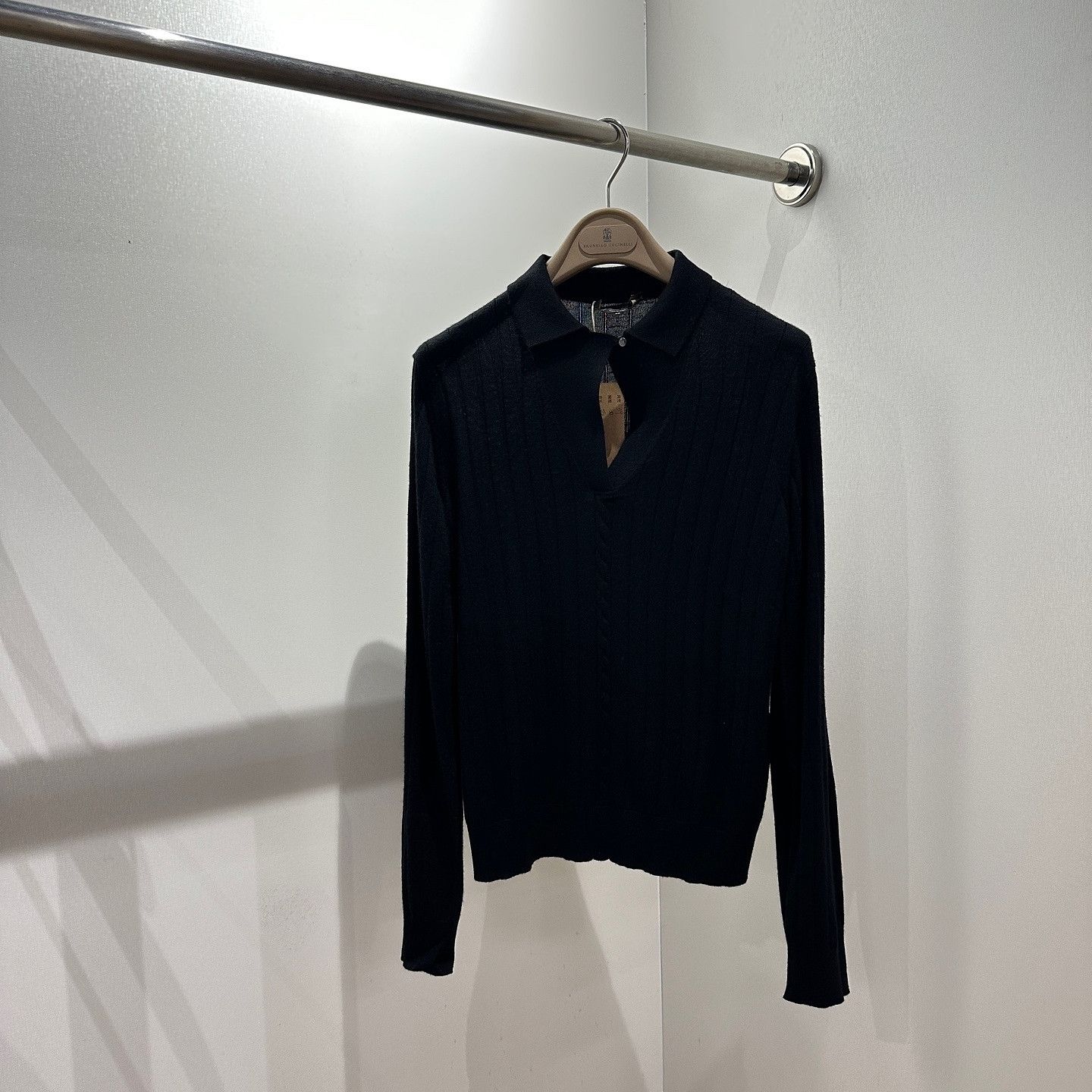 Loro Piana Loro Piana Black Cashmere Polo Shirt Size 42 Size M / US 6-8 / IT 42-44 - 1 Thumbnail