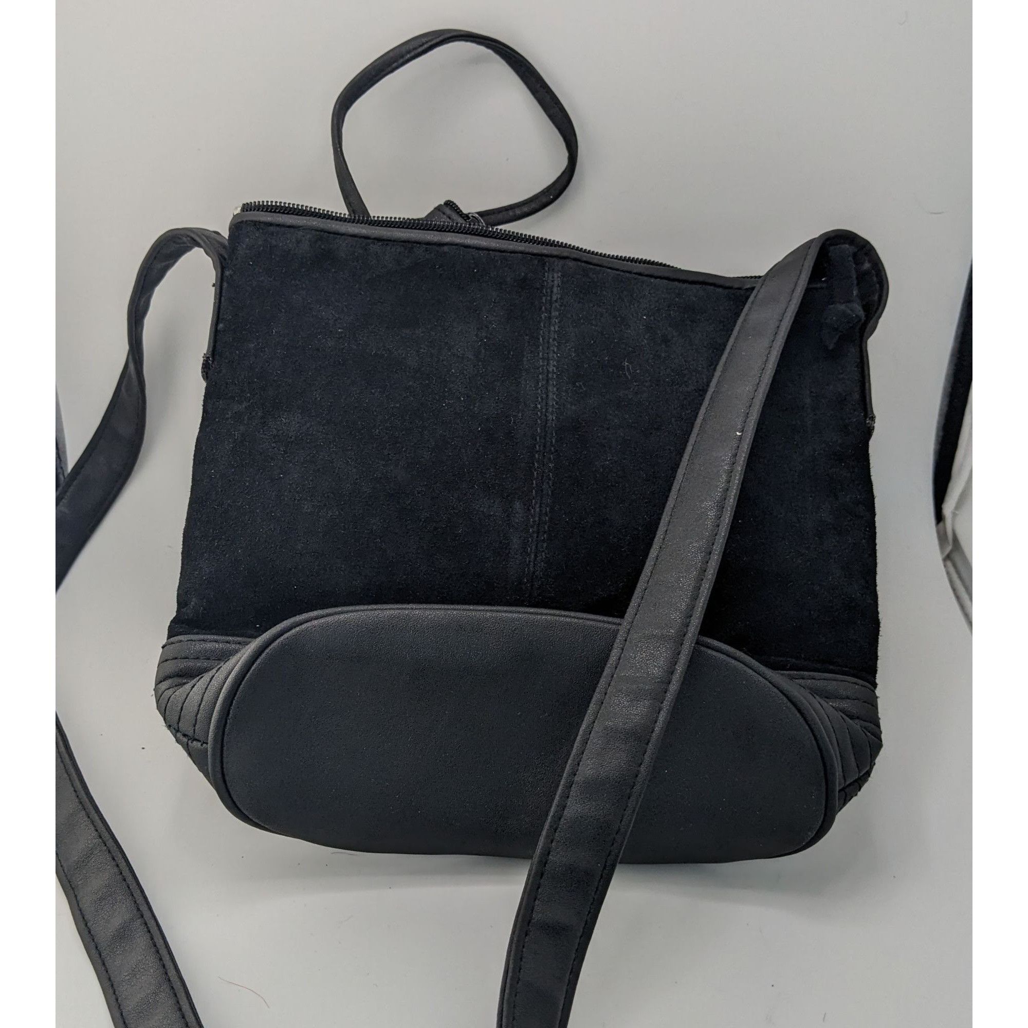 Other Gothic Black Suede Shoulder Bag With Quilted Leather Base & Size ONE SIZE - 6 Thumbnail