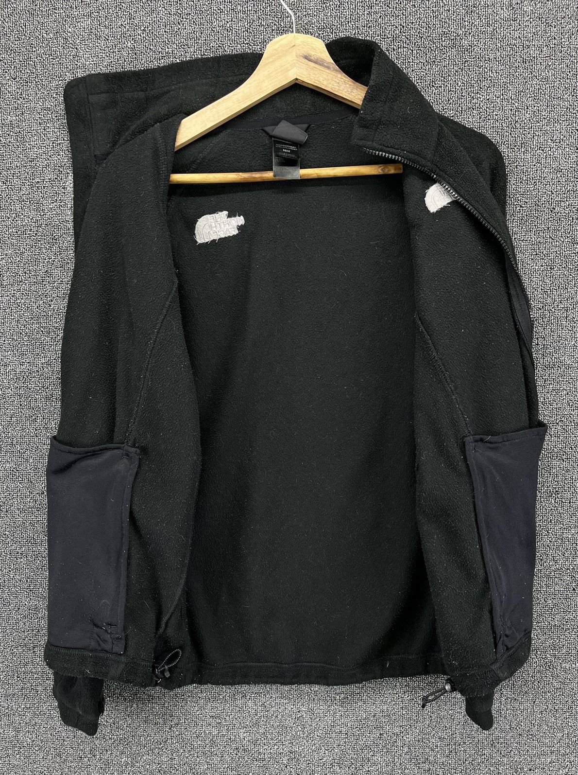 The North Face Vintage The North Face Fleece Zip Up Jacket Size M / US 6-8 / IT 42-44 - 4 Thumbnail