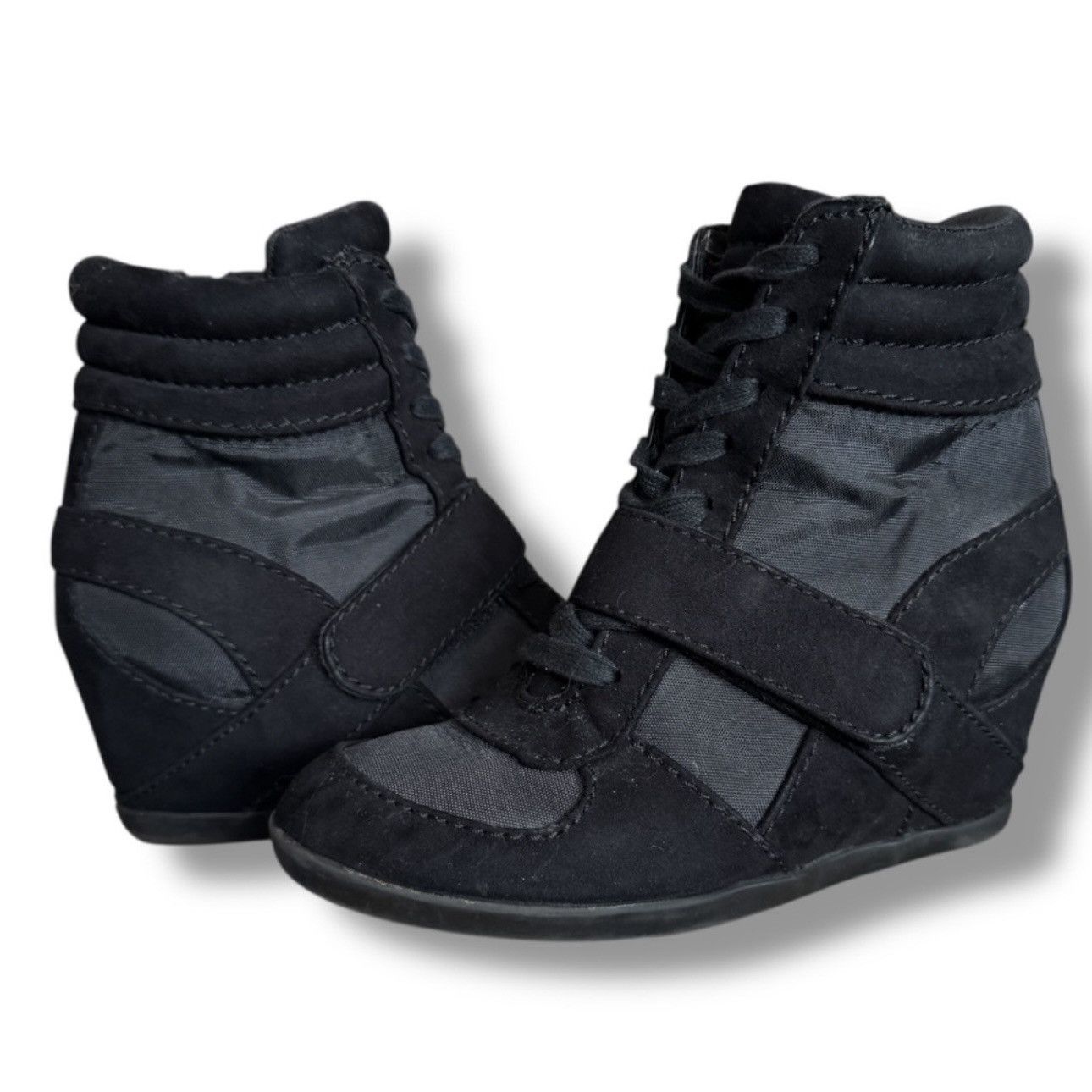 Other Vintage Vera Wang Suede Wedge Lace-Up Sneakers Size US 6.5 / IT 36.5 - 1 Thumbnail
