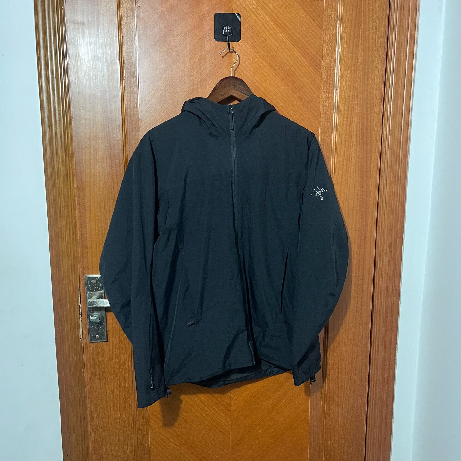 Arc'teryx Arcteryx Solano Gore-Tex Infinium Jacket Size US M / EU 48-50 / 2 - 1 Thumbnail