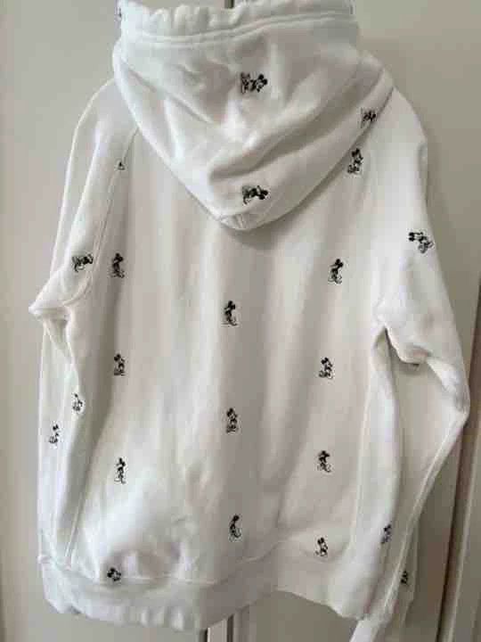 Takahiromiyashita The Soloist. Takahiromiyashita The Soloist. Mickey Embroidered Hoodie 46 Size US S / EU 44-46 / 1 - 2 Thumbnail