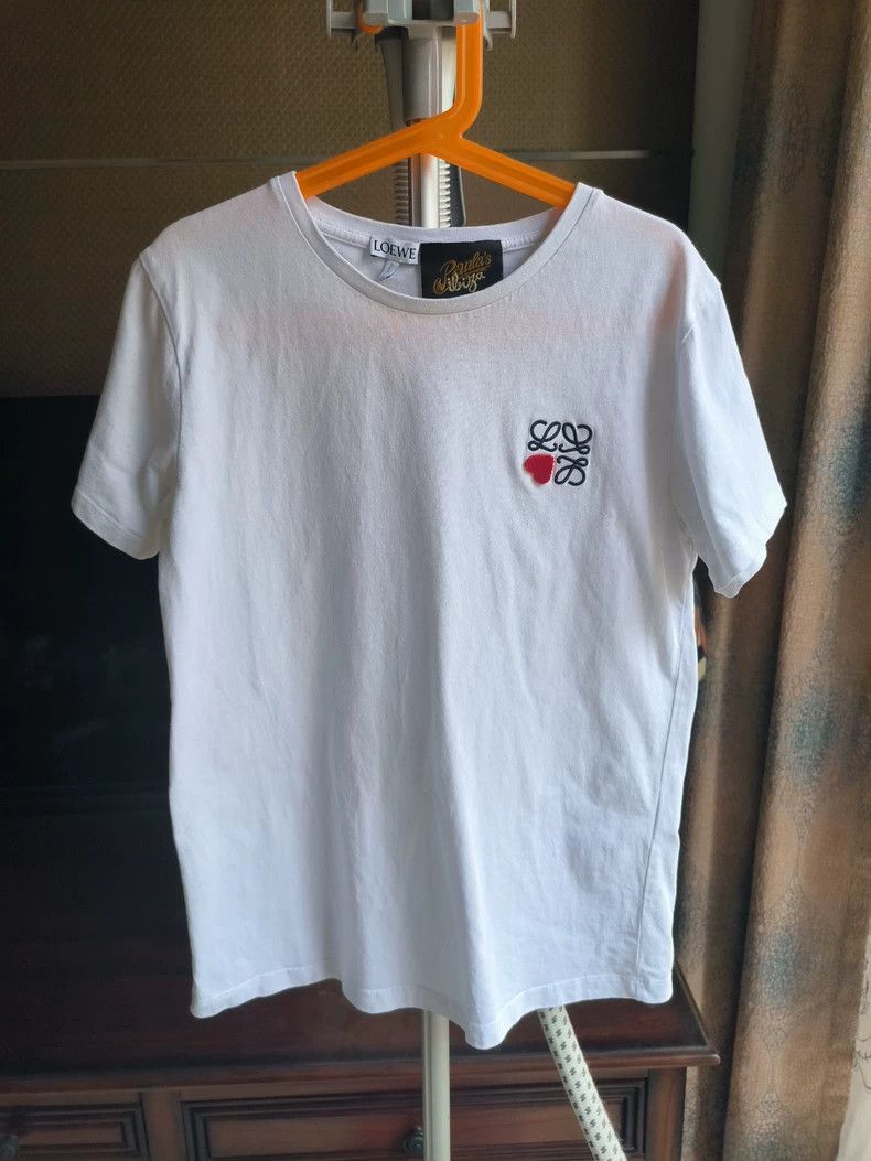 Loewe LOEWE Women's Heart Logo Embroidered T-Shirt - dmc Size US XS / EU 42 / 0 - 1 Thumbnail