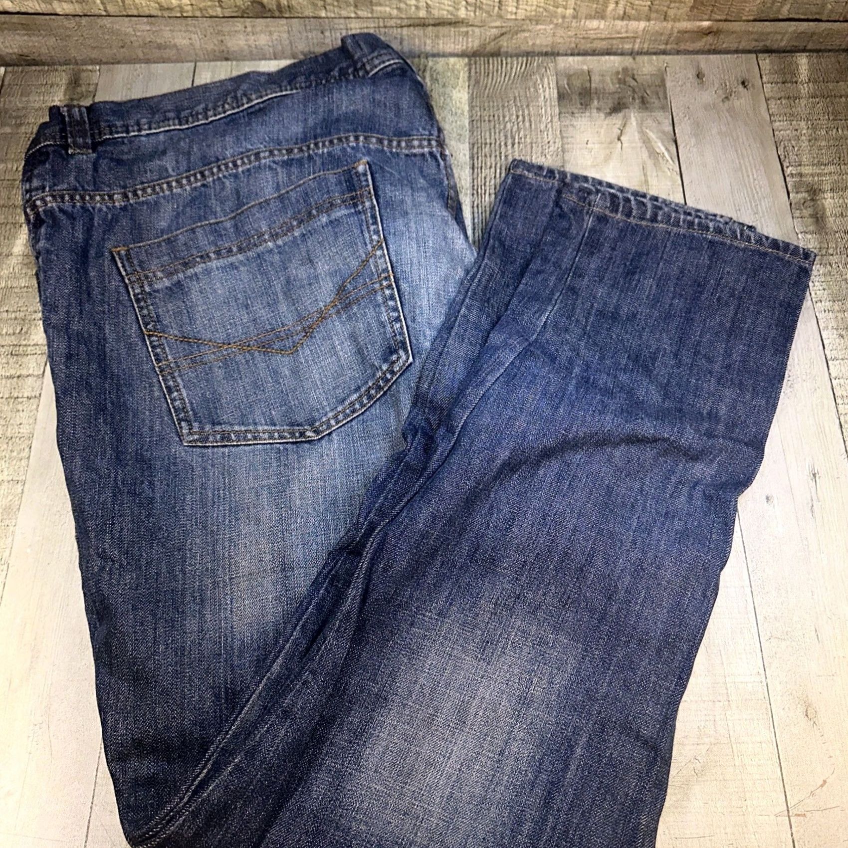 Vintage Legend Men’s Jeans Tapered 46x32 Blue Denim - 46 Regular Inseam 32 Inseam? Size US 30 / EU 46 - 3 Thumbnail