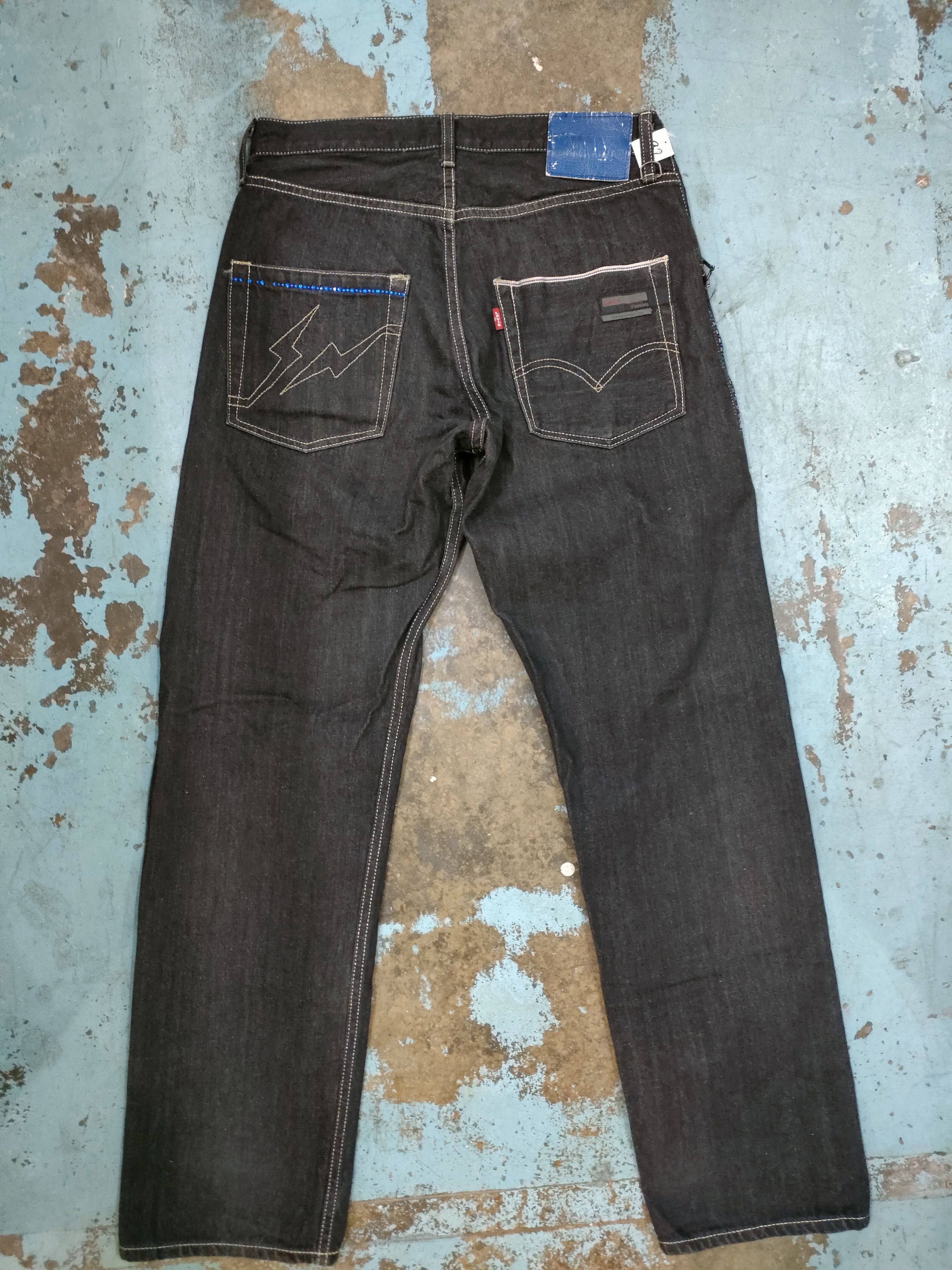 Fragment Design × Levi's × Swarovski Levi's Fenom x Fragments Design x Swarovski Size US 32 / EU 48 - 2 Thumbnail