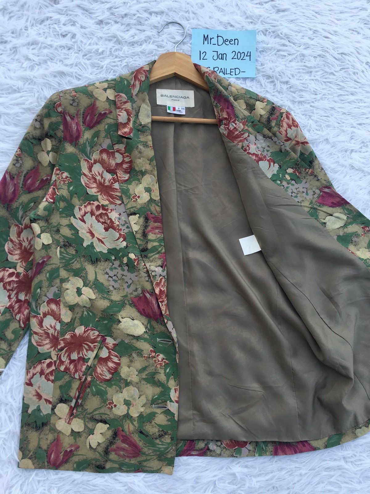 Balenciaga Rare Vintage 90s Balenciaga Florals Print Blazer Size M / US 6-8 / IT 42-44 - 14 Thumbnail