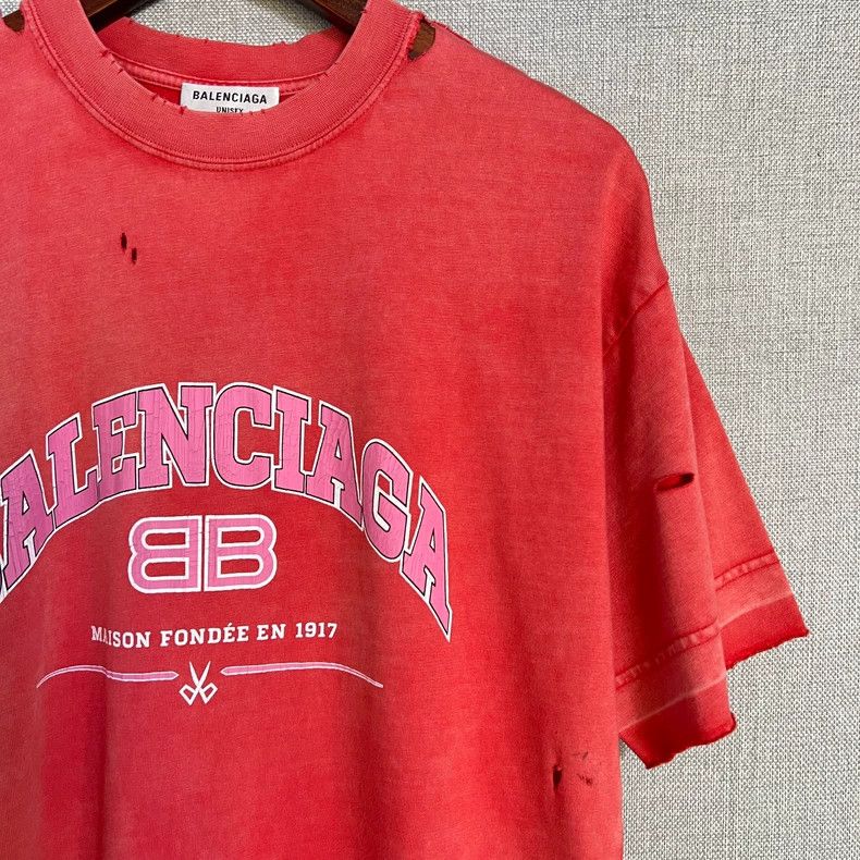 Balenciaga Balenciaga Orange washed to make old logo short sleeves. Size US S / EU 44-46 / 1 - 3 Thumbnail
