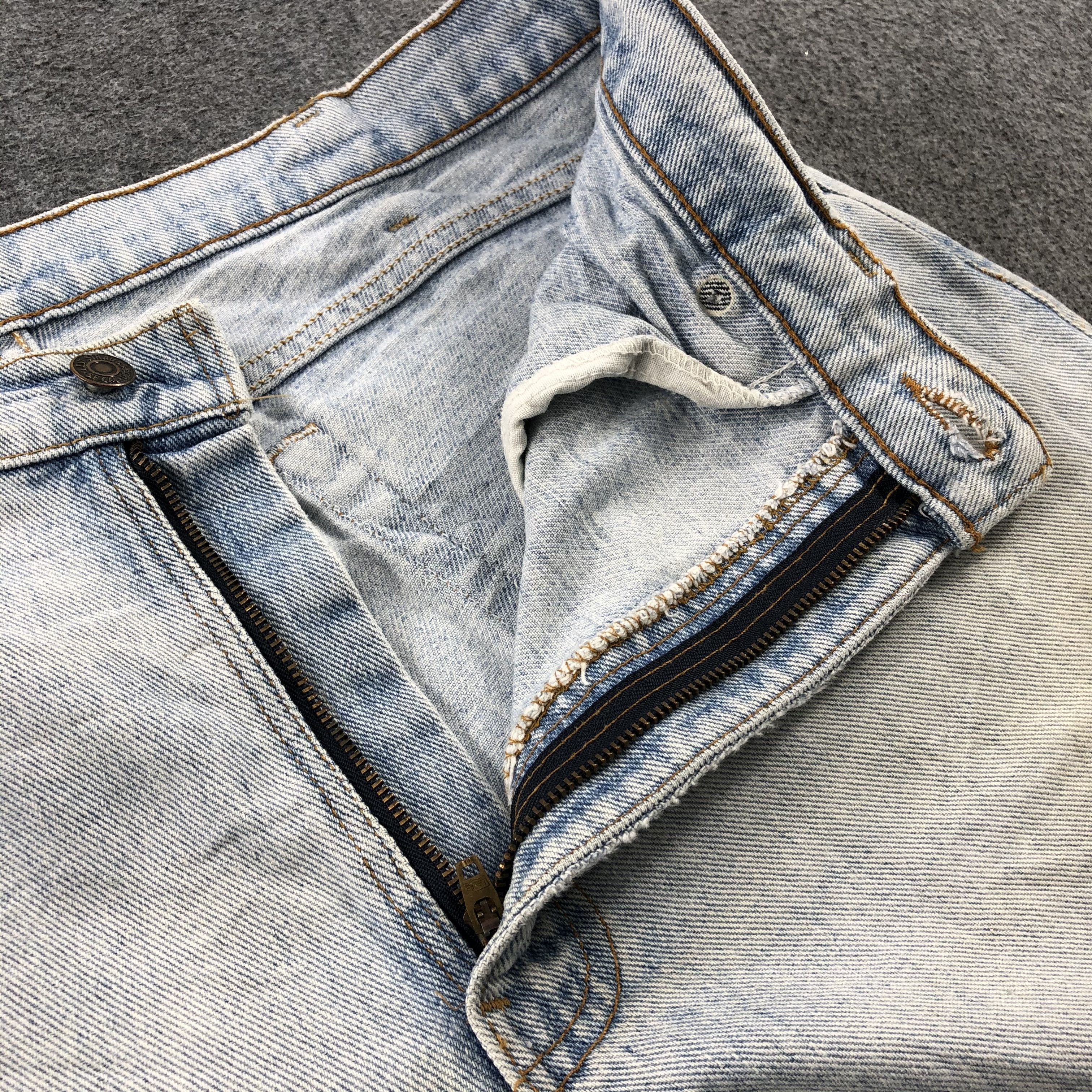 Levi's × Vintage 90s Vintage Light Wash Levis 540 Jeans-JM1725 Size US 34 / EU 50 - 12 Thumbnail