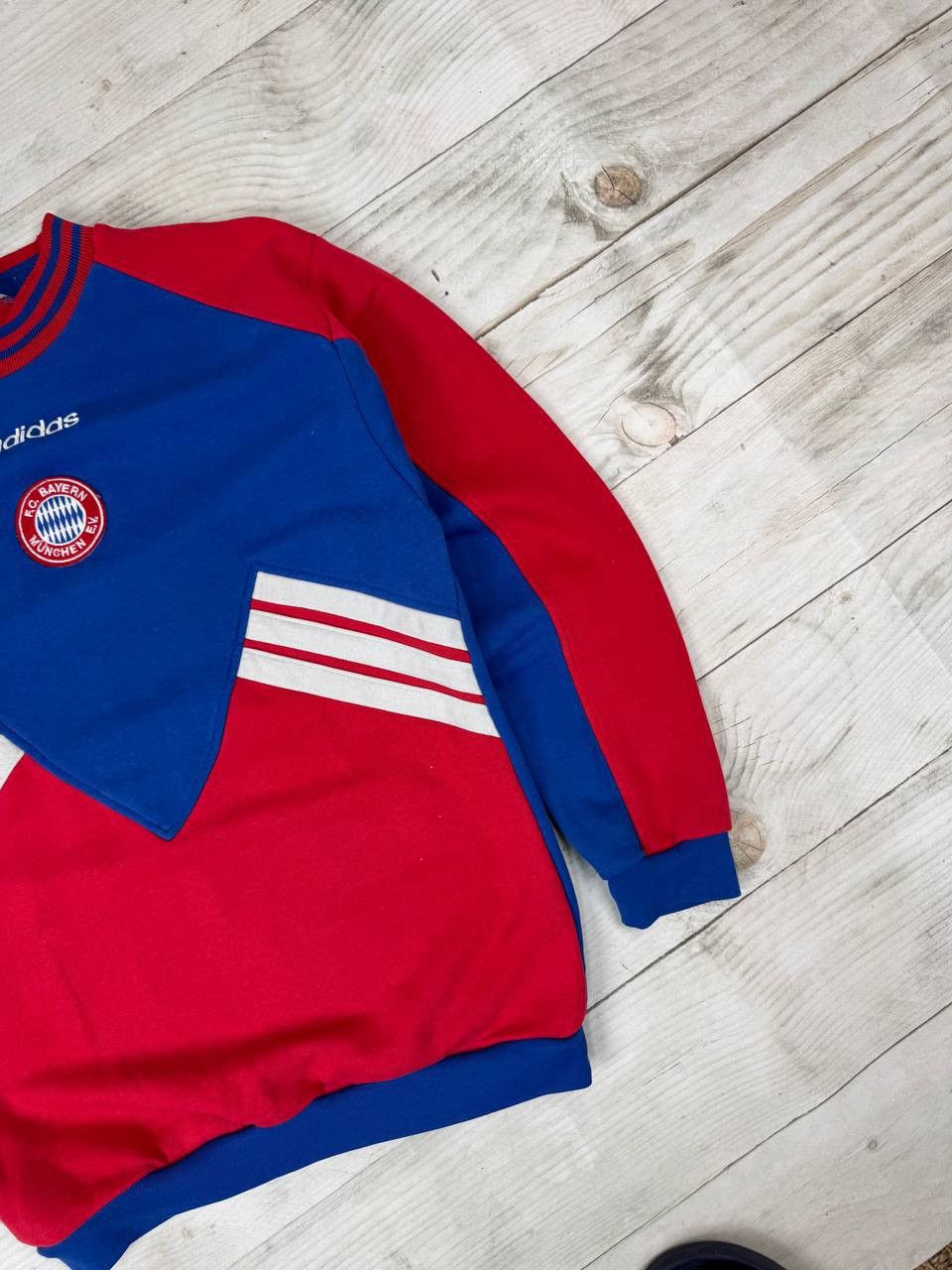 Adidas Vintage Adidas Bayern Munich 90s Sweatshirt Soccer Football Size US S / EU 44-46 / 1 - 4 Thumbnail