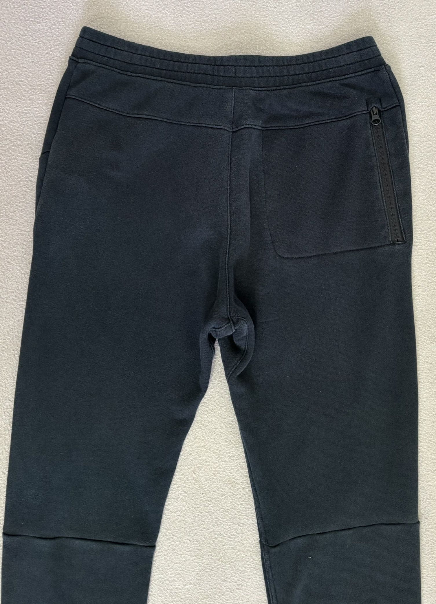 Nike Nike Tech Fleece Jogger Sweatpants Small Size US 30 / EU 46 - 12 Thumbnail