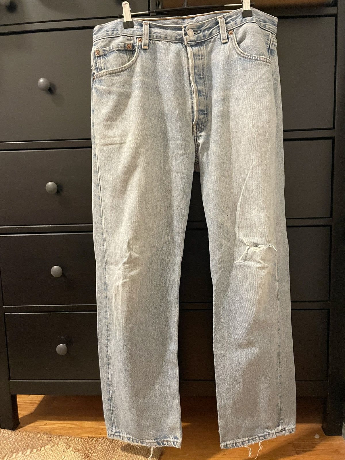 Levi's 90s 501s light wash Size US 34 / EU 50 - 1 Thumbnail