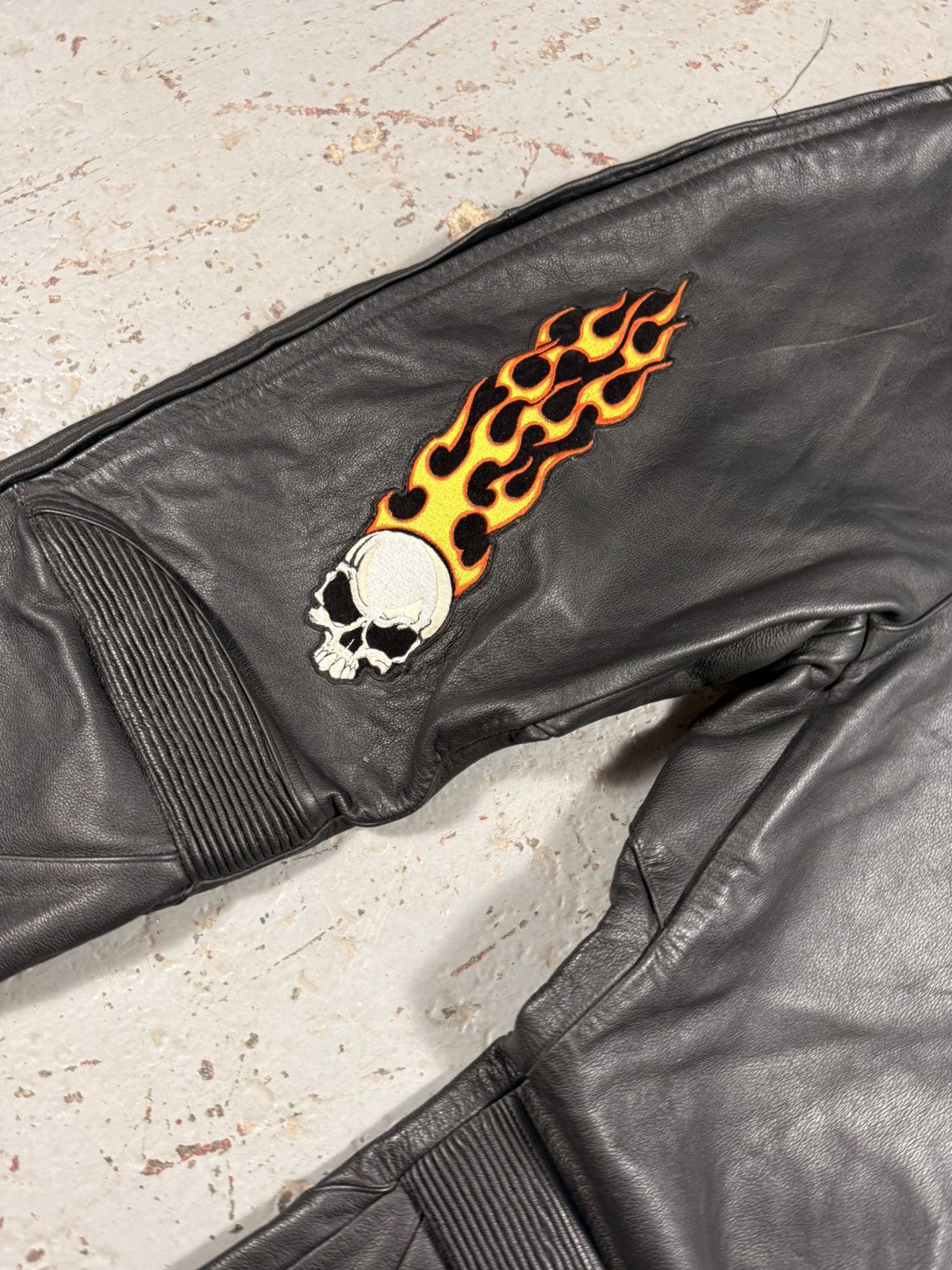 Other Vintage Flaming Skull Leather Pants Size US 30 / EU 46 - 7 Thumbnail