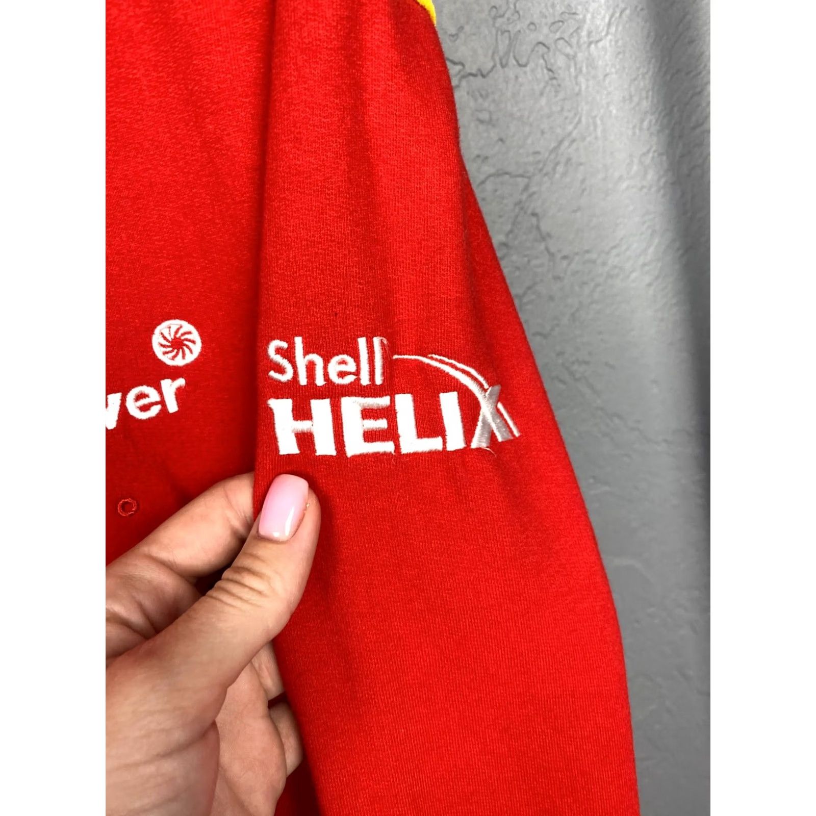 Ferrari Ferrari Racing Team Shell Vintage V-Neck Sweatshirt Size L Mens Red Size US L / EU 52-54 / 3 - 4 Thumbnail